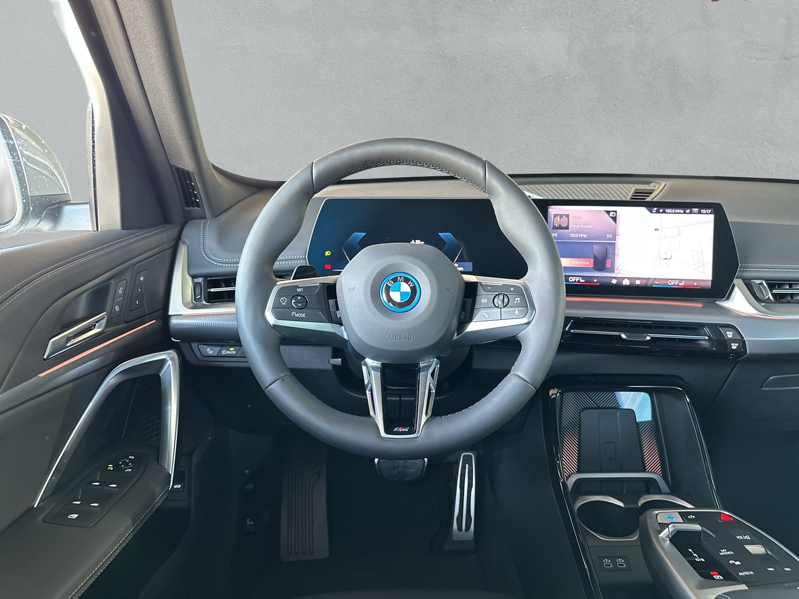 BMW iX1 eDrive 20 Edition M Sport 📍 - 17