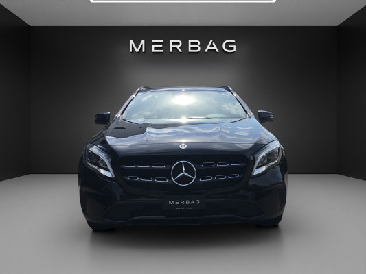 MERCEDES-BENZ GLA 200 Urban - 2