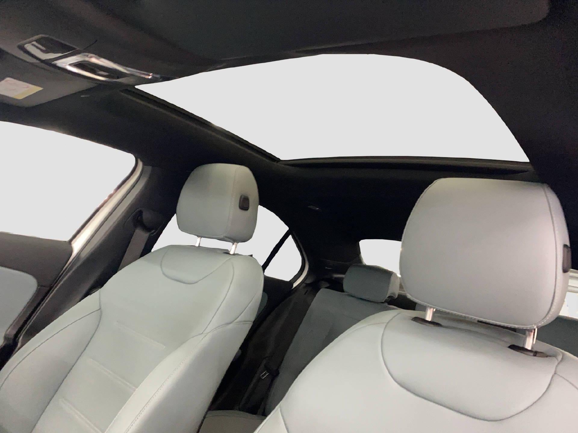 MERCEDES-BENZ A 35 AMG 4MATIC Limousine - 12