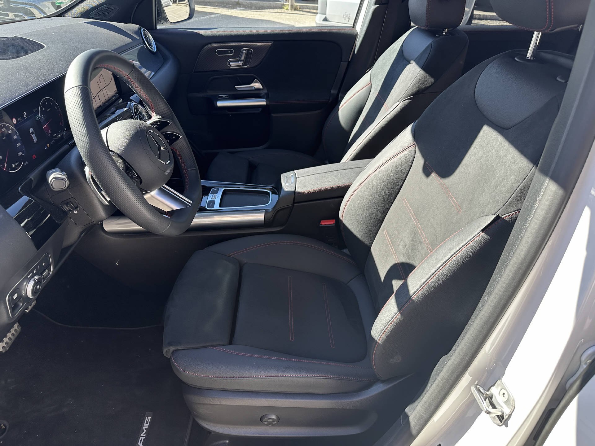 MERCEDES-BENZ GLA 220 AMG Line 4matic - 10