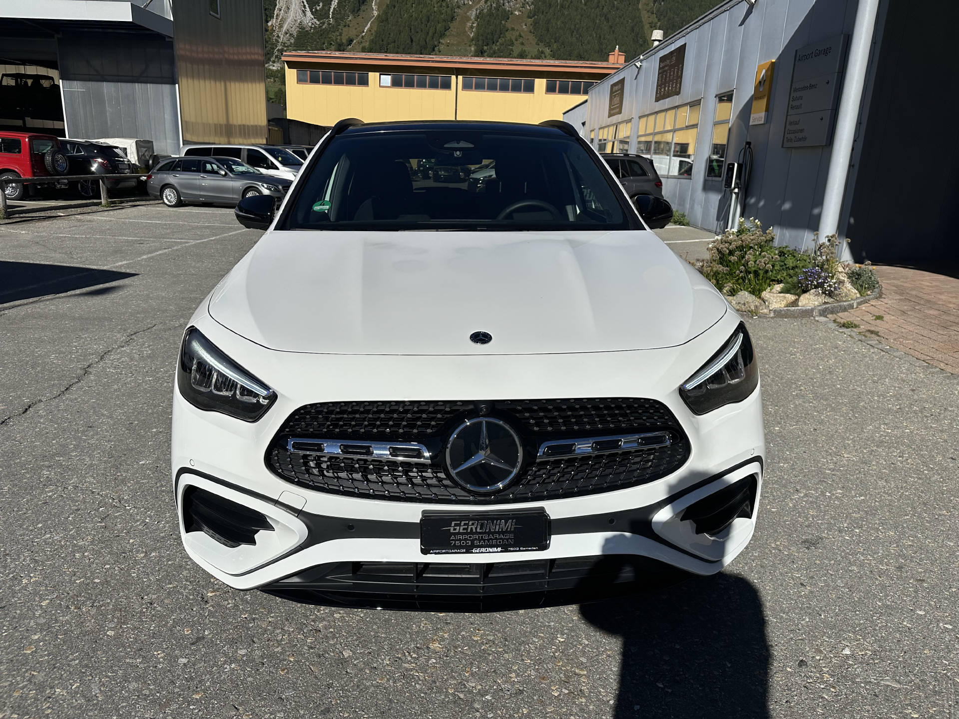 MERCEDES-BENZ GLA 220 AMG Line 4matic - 3