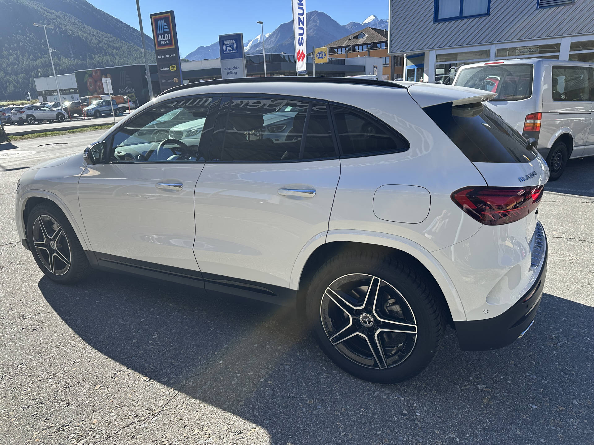 MERCEDES-BENZ GLA 220 AMG Line 4matic - 6