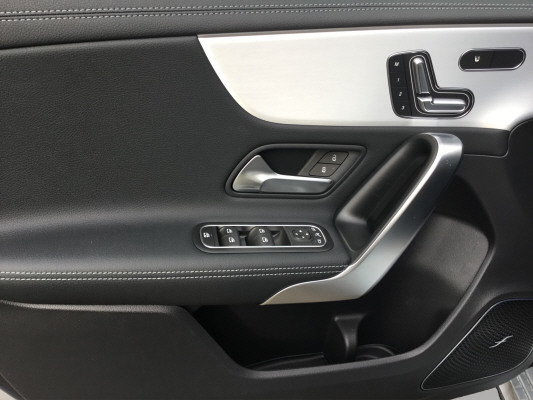 MERCEDES-BENZ A AMG 45 S 4Matic 8G-DCT - 10