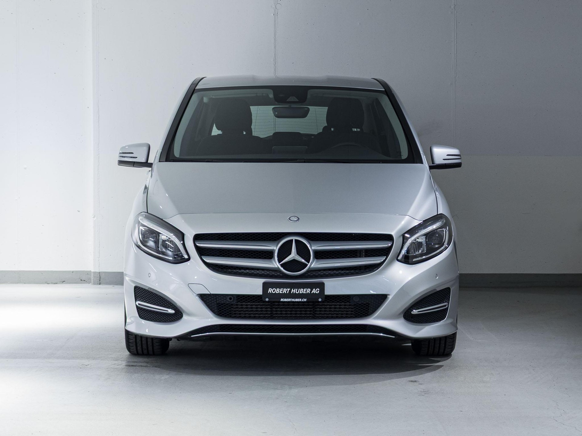 MERCEDES-BENZ B 180 - 3