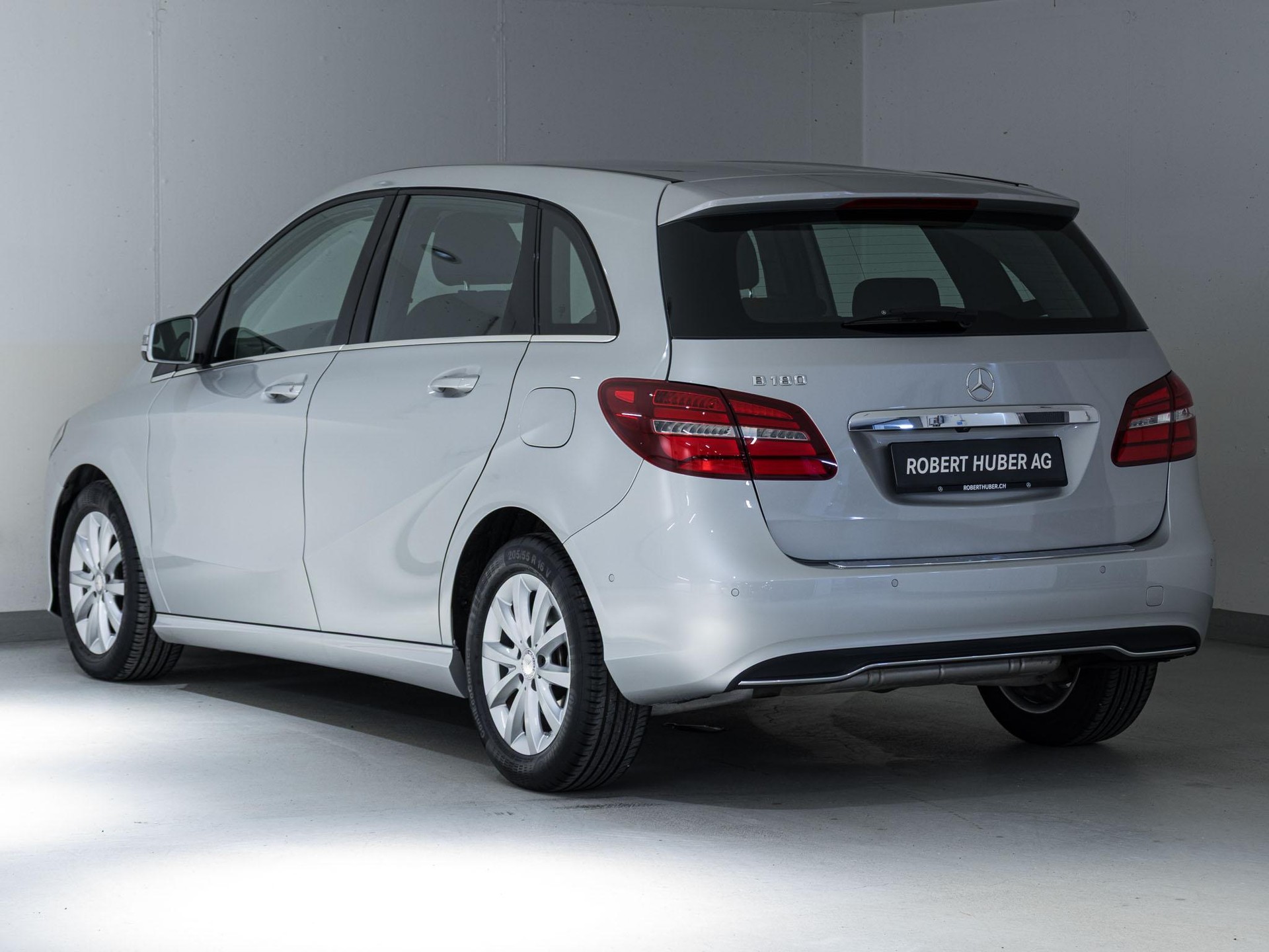 MERCEDES-BENZ B 180 - 4