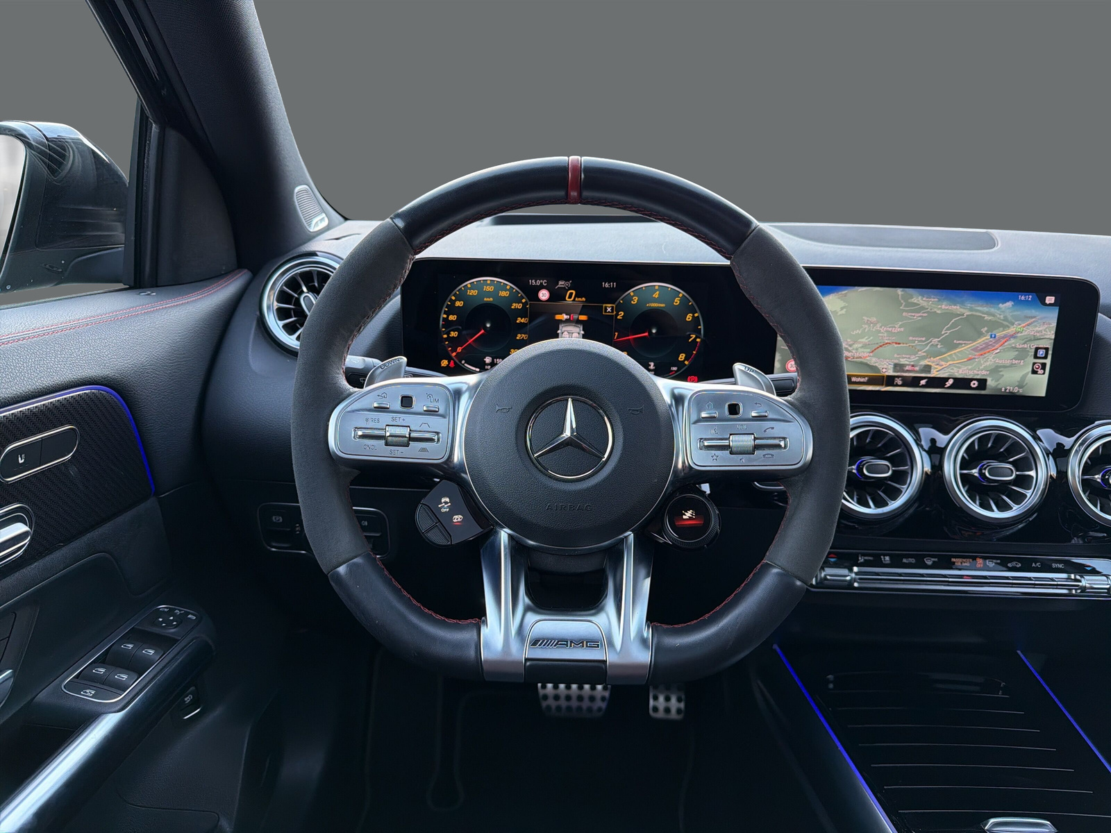 MERCEDES-BENZ GLA 45 S AMG 4Matic+ - 10