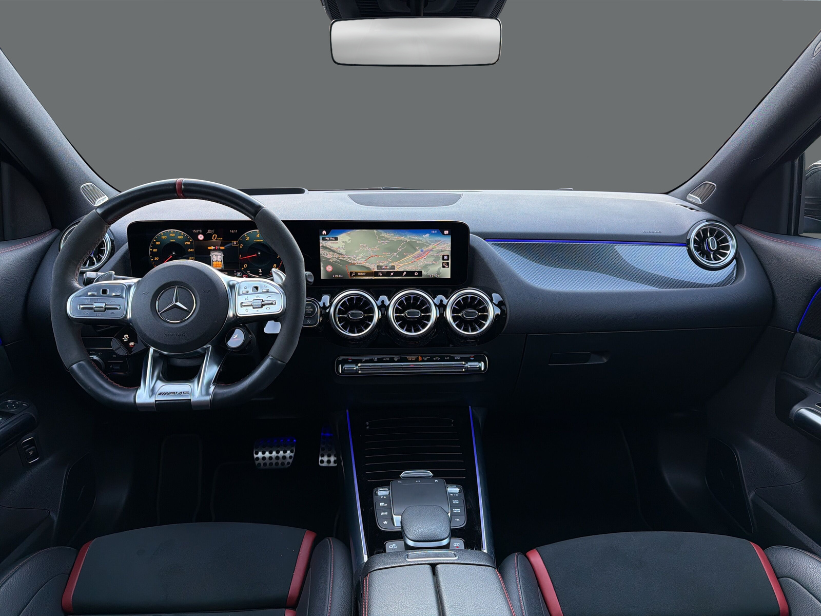 MERCEDES-BENZ GLA 45 S AMG 4Matic+ - 13