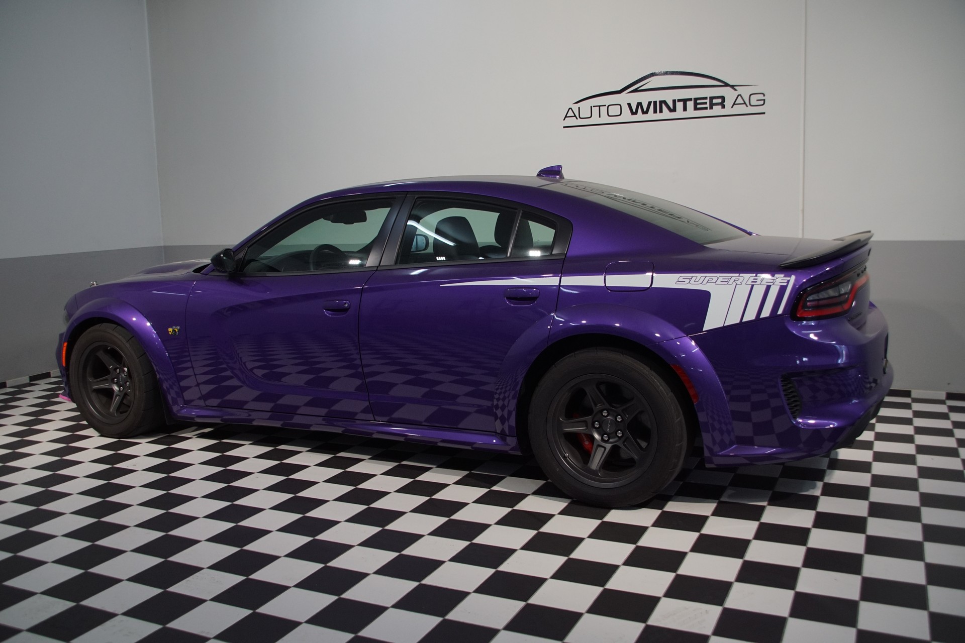 DODGE Charger Super Bee 392 HEMI - 8