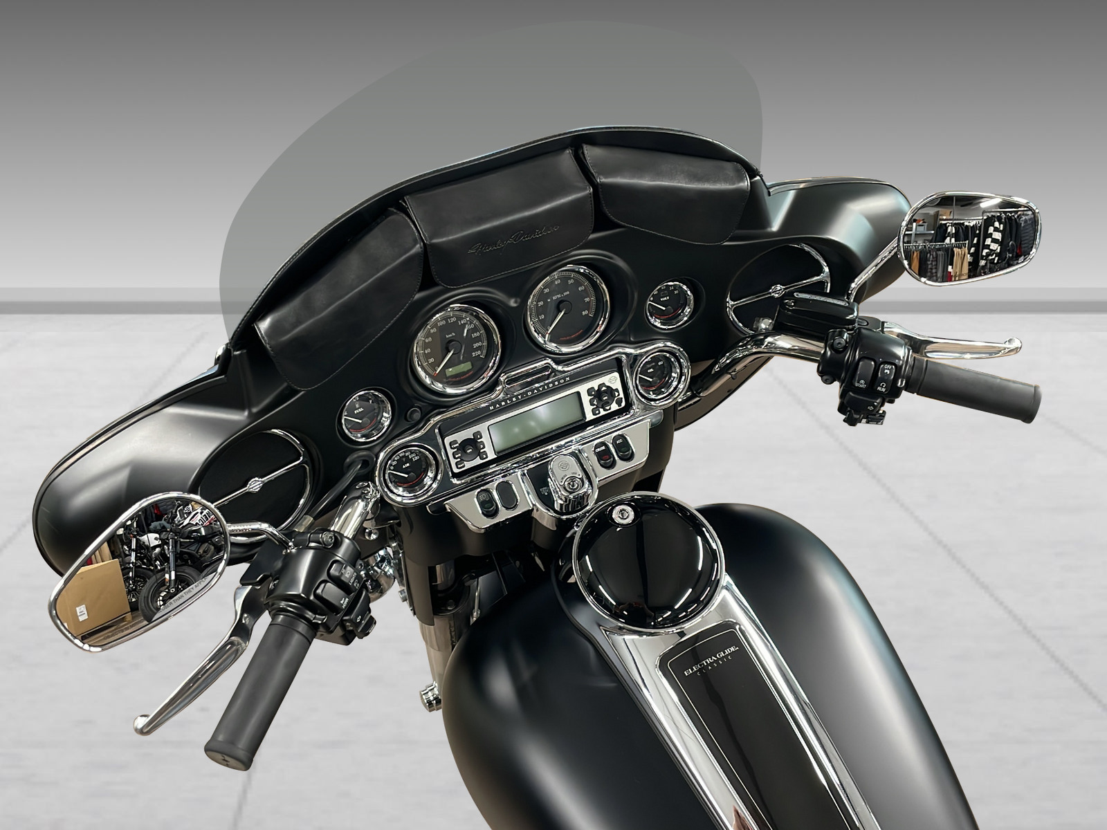 HARLEY-DAVIDSON FLHTC Electra Glide Classic ABS - 8