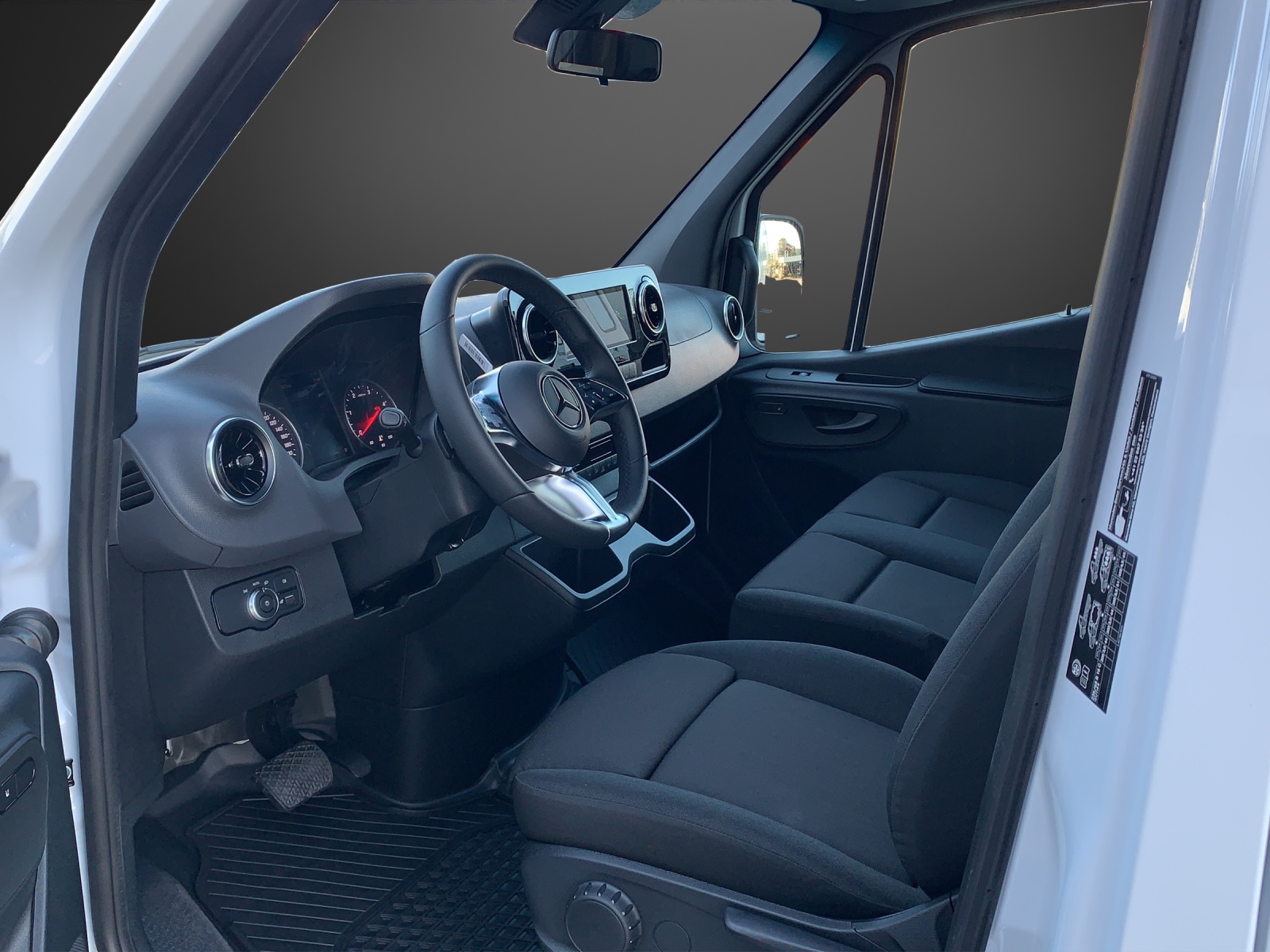 MERCEDES-BENZ Sprinter 317 CDI Standard 9G-TRONIC - 6