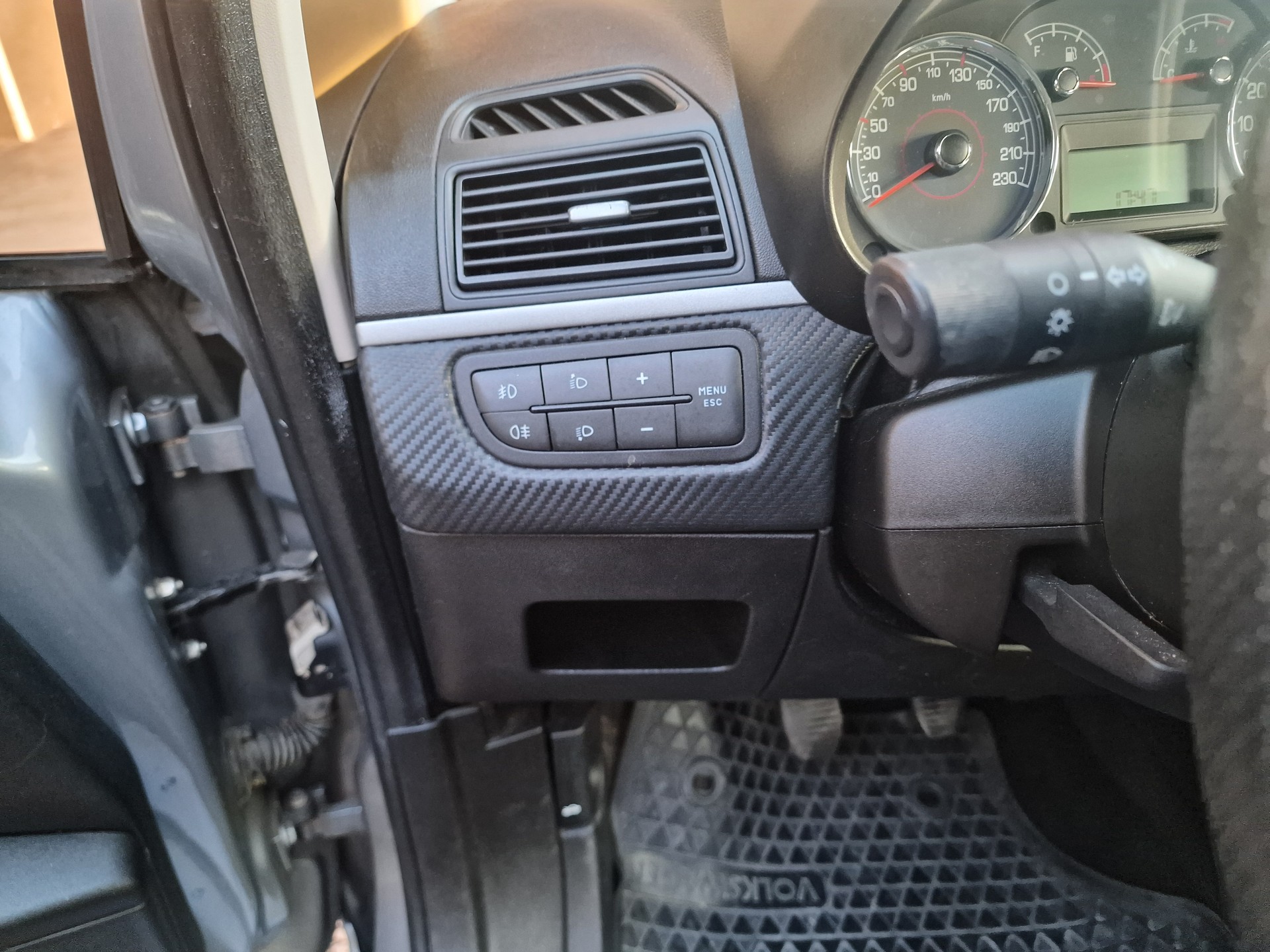 FIAT Punto 1.4 Genius 12Mt Gara 8x Bereift MFK Neu - 15