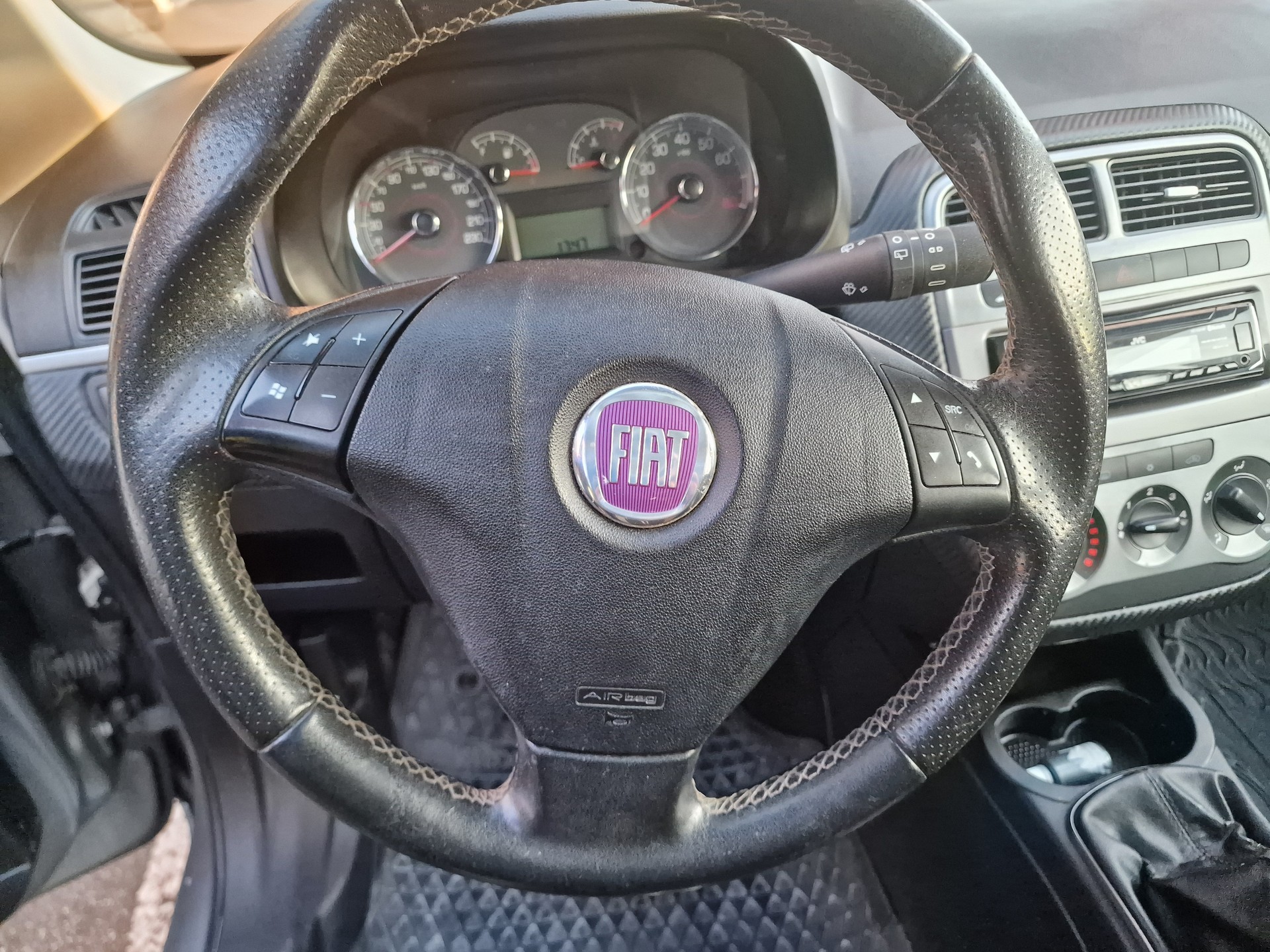 FIAT Punto 1.4 Genius 12Mt Gara 8x Bereift MFK Neu - 11