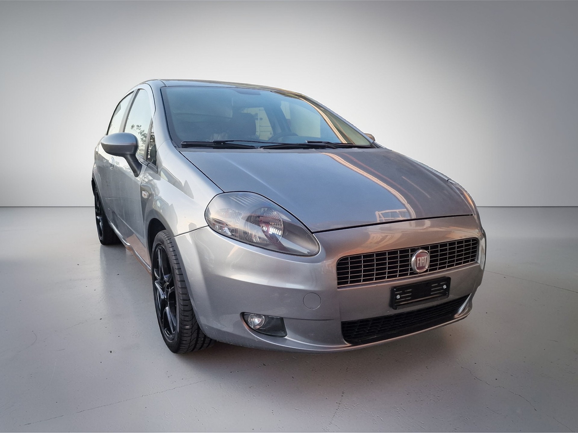 FIAT Punto 1.4 Genius 12Mt Gara 8x Bereift MFK Neu - 2
