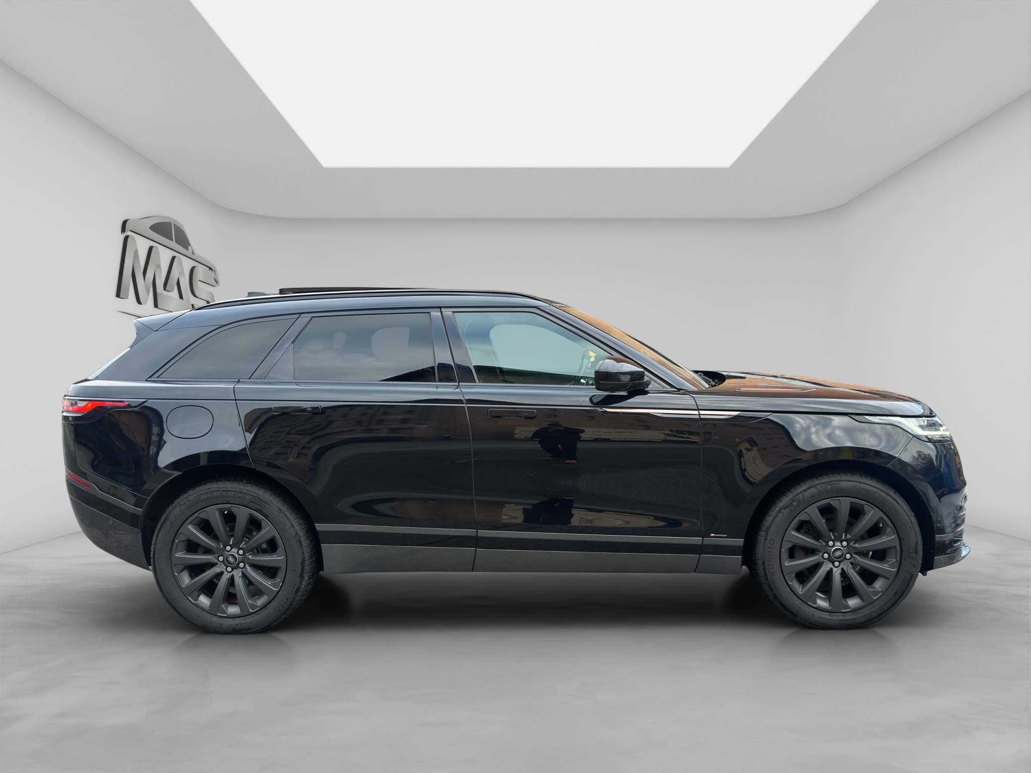 LAND ROVER RANGE ROVER VELAR 7