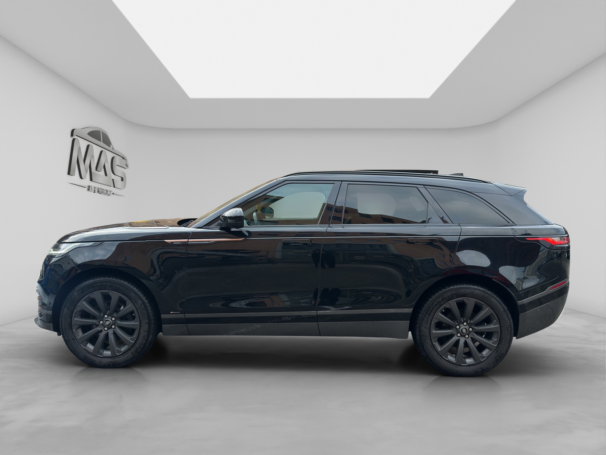 LAND ROVER RANGE ROVER VELAR 4