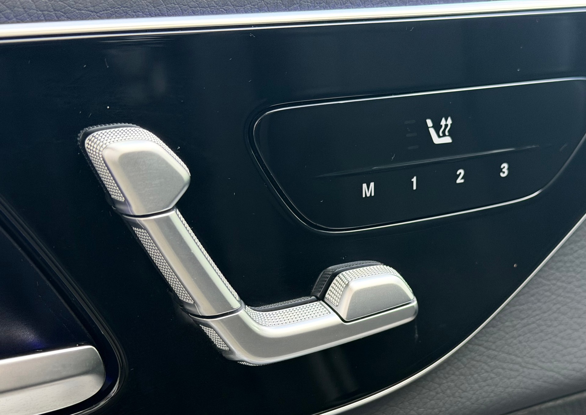 MERCEDES-BENZ GLC 220 d AMG Line 4Matic 9G-Tronic - 9