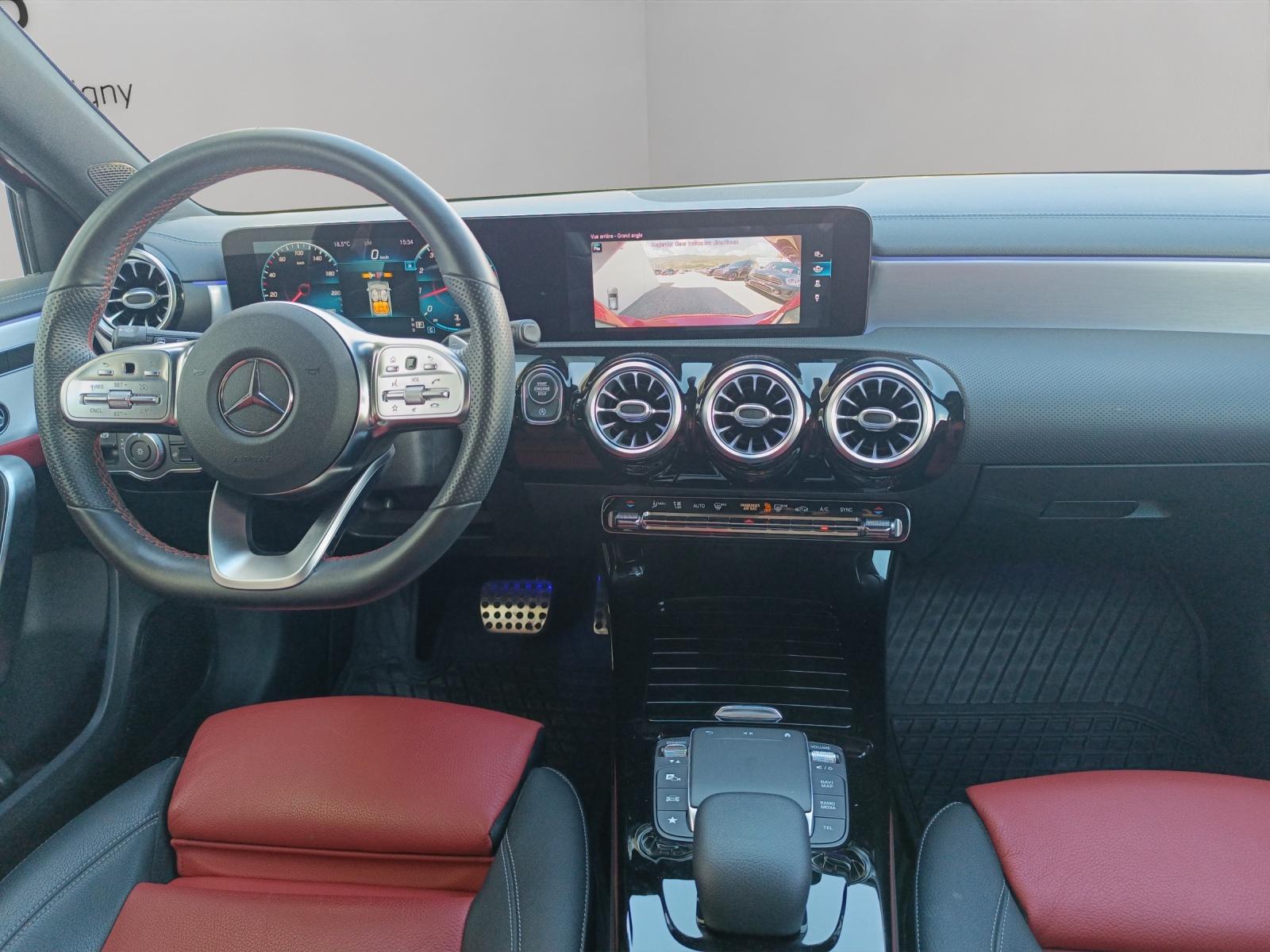 MERCEDES-BENZ A 220 AMG Line 4m - 12