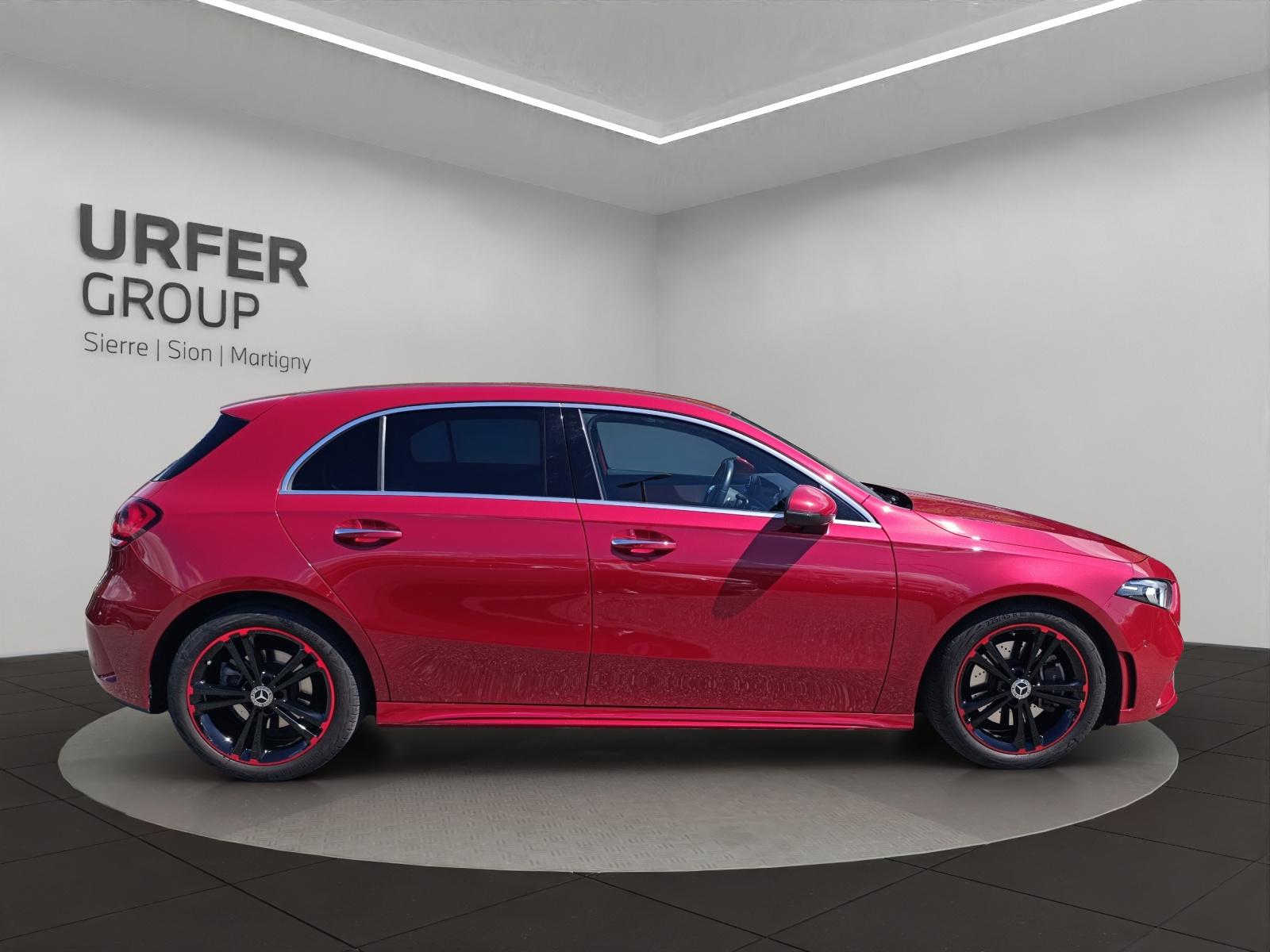 MERCEDES-BENZ A 220 AMG Line 4m - 6