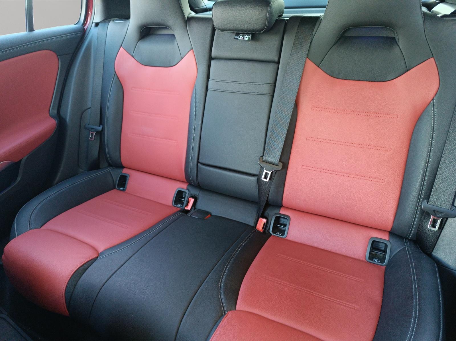 MERCEDES-BENZ A 220 AMG Line 4m - 20