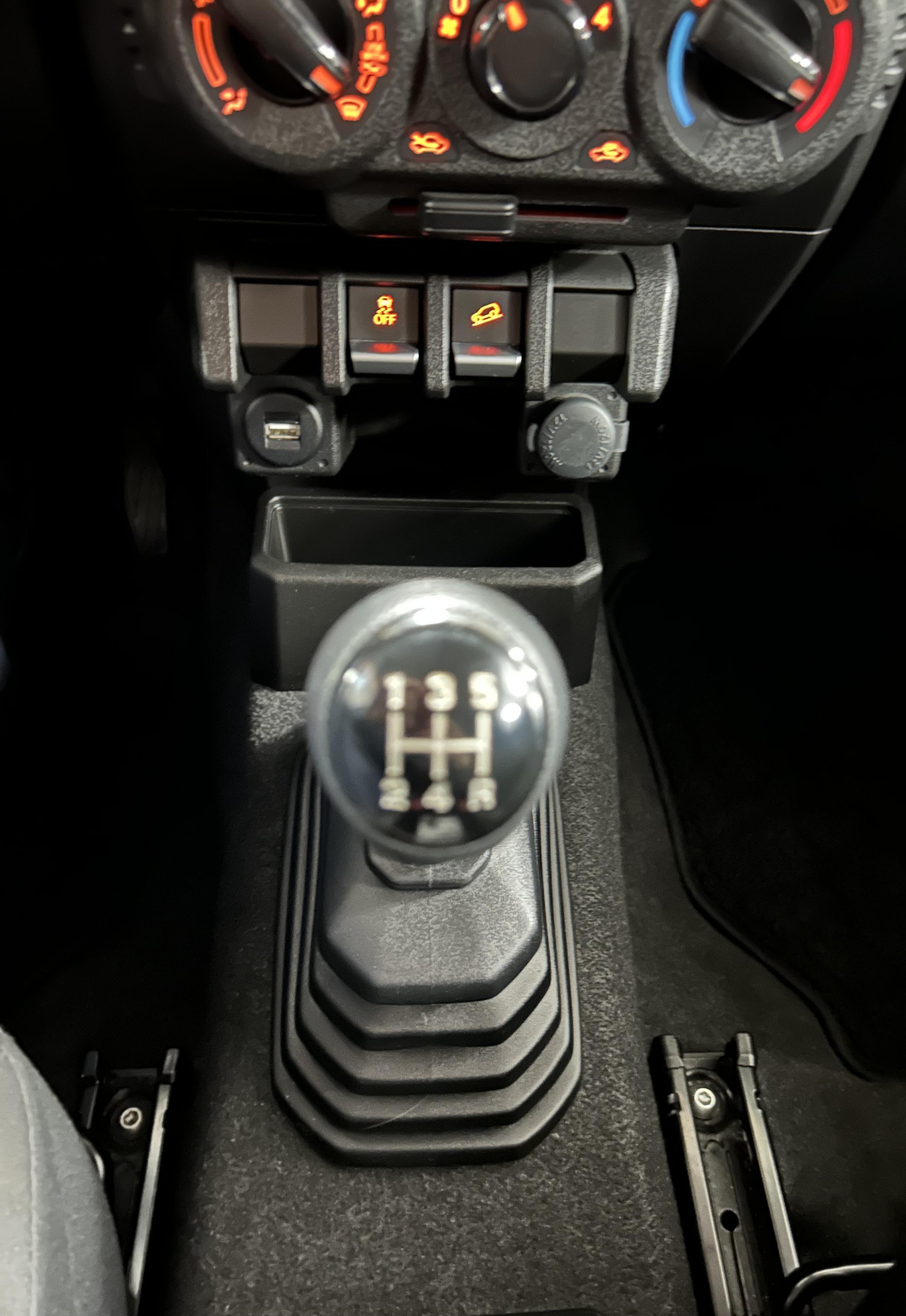 SUZUKI Jimny 1.5 Unico 4 Places - 12