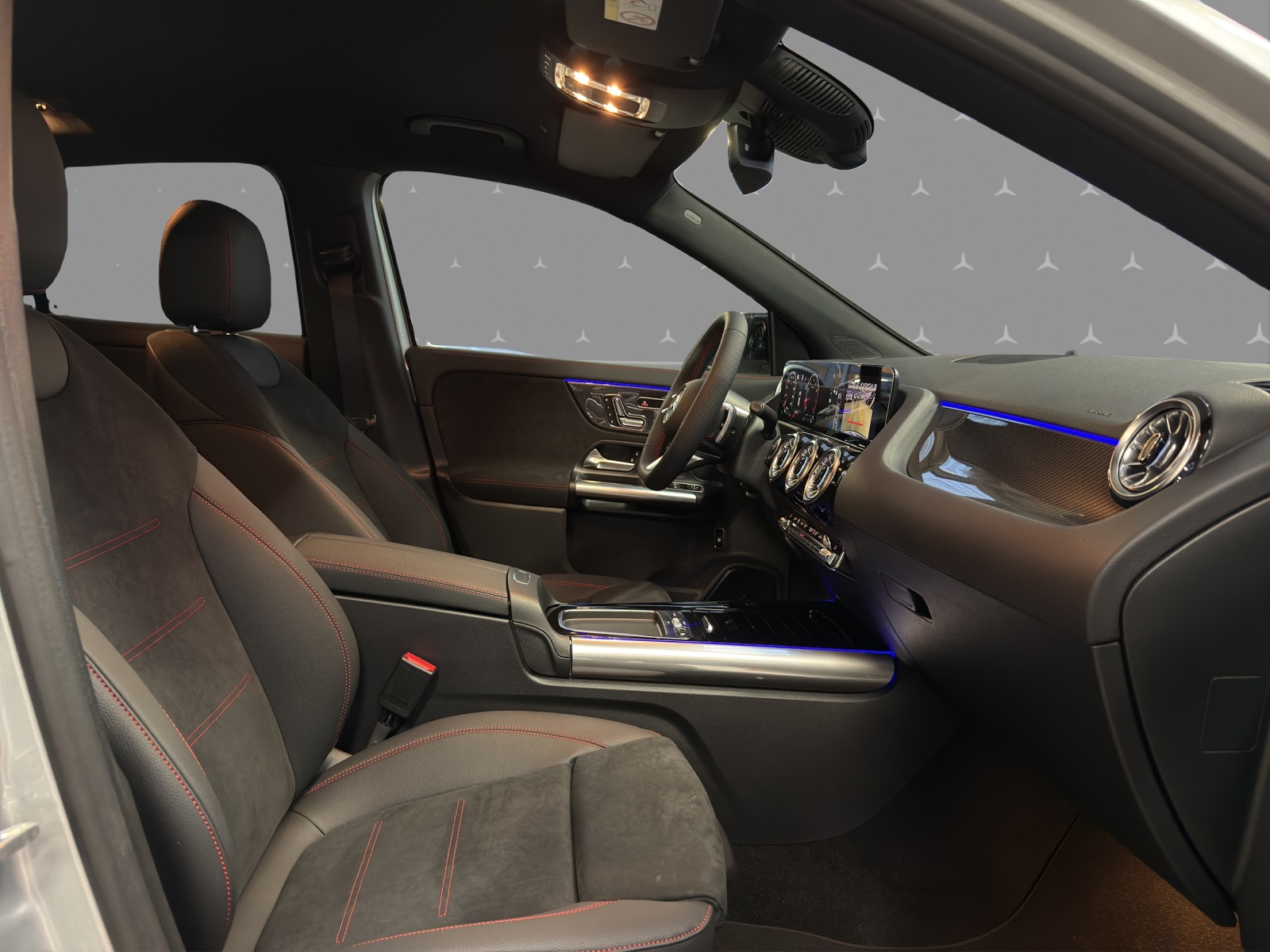 MERCEDES-BENZ GLA 250 4Matic 8G-DCT Swiss Star - 16