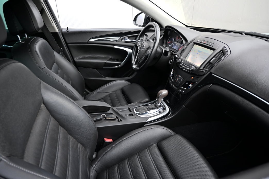 OPEL Insignia Sports Tourer 2.0 CDTI Cosmo 4WD Aut. - 5