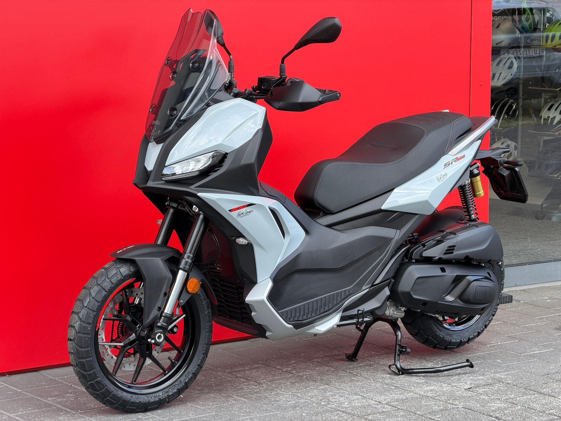 APRILIA SR 400 GT - 7