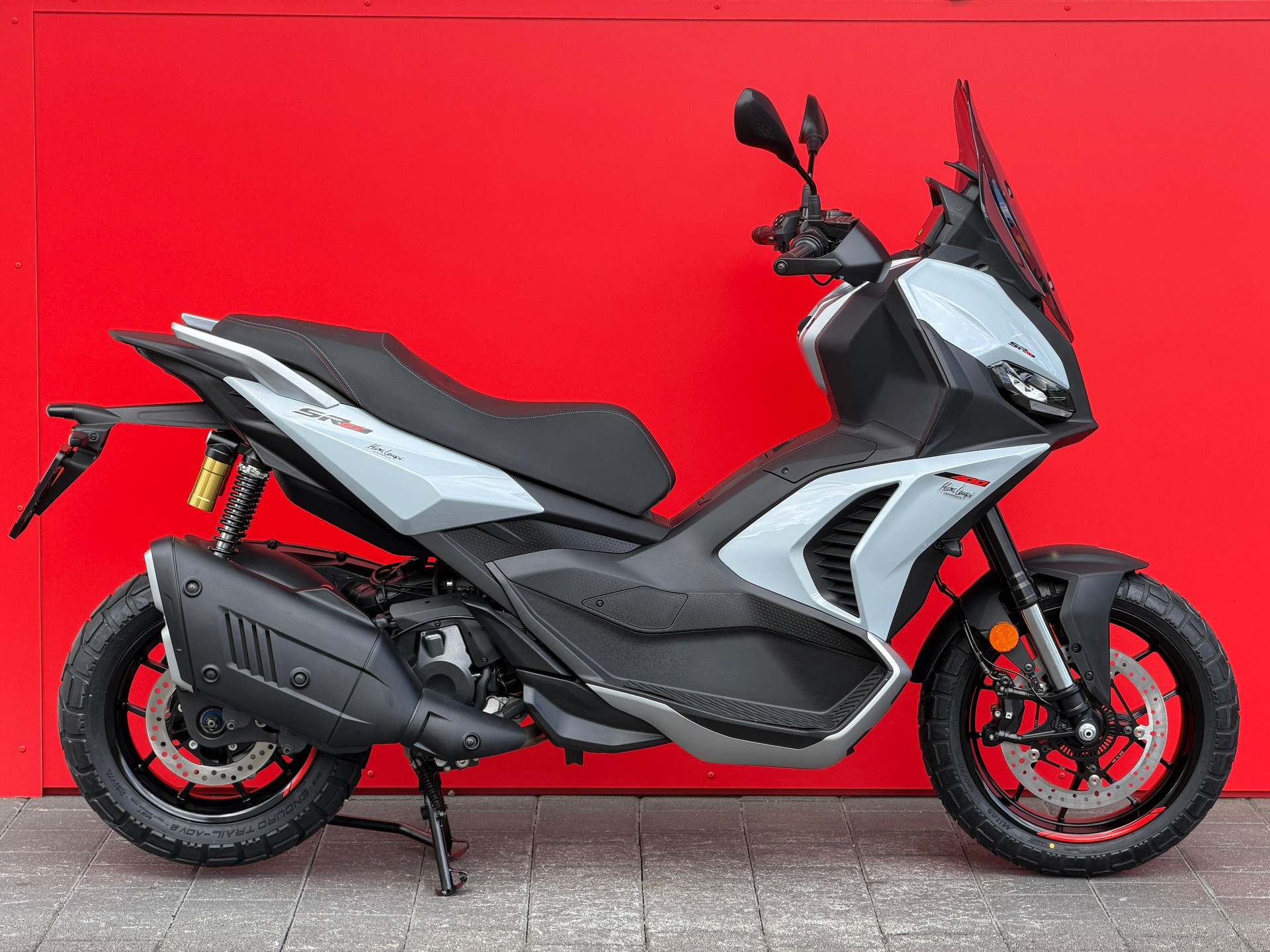 APRILIA SR 400 GT - 16