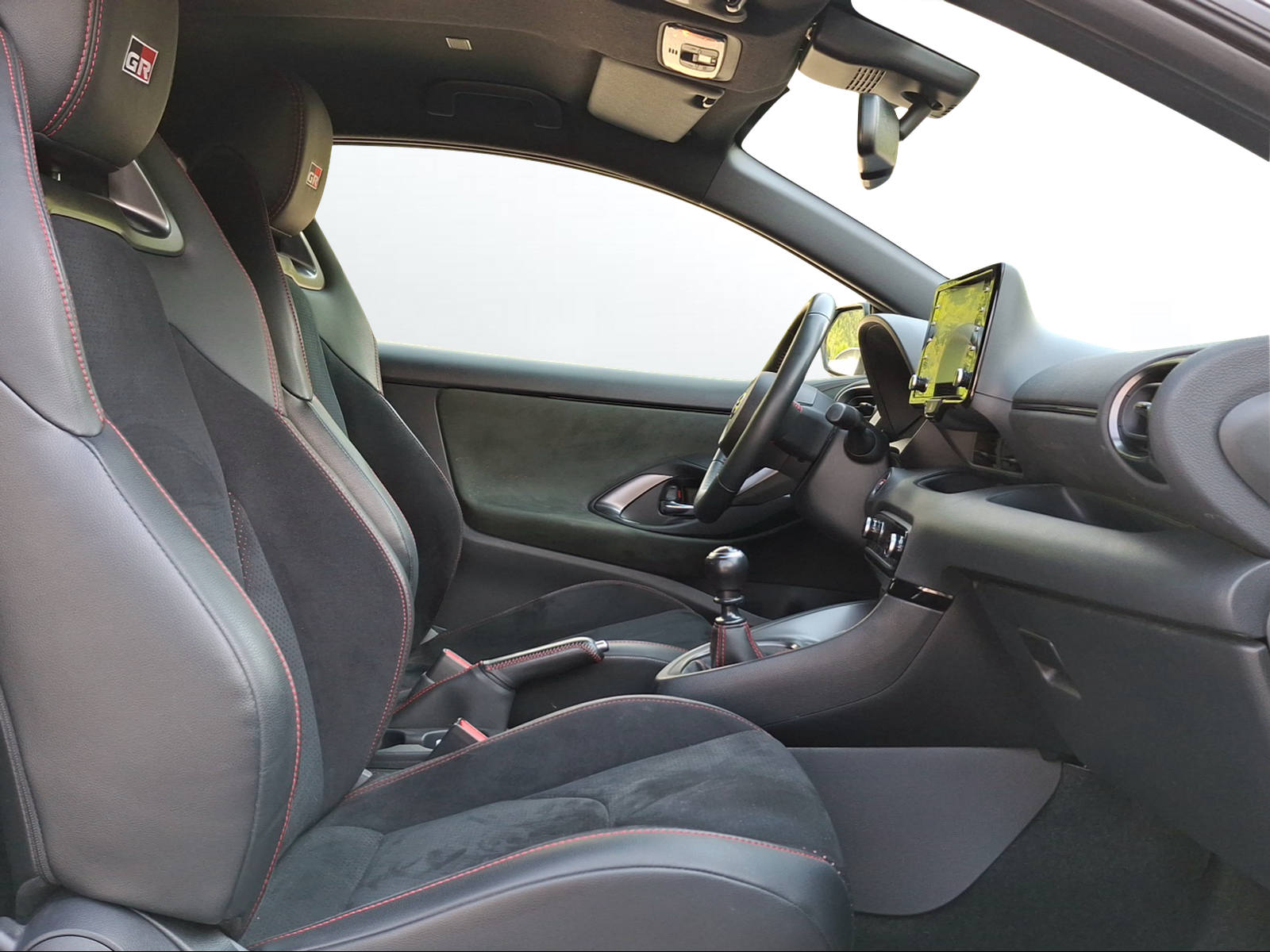 TOYOTA Yaris 1.6 GR Sport - 11