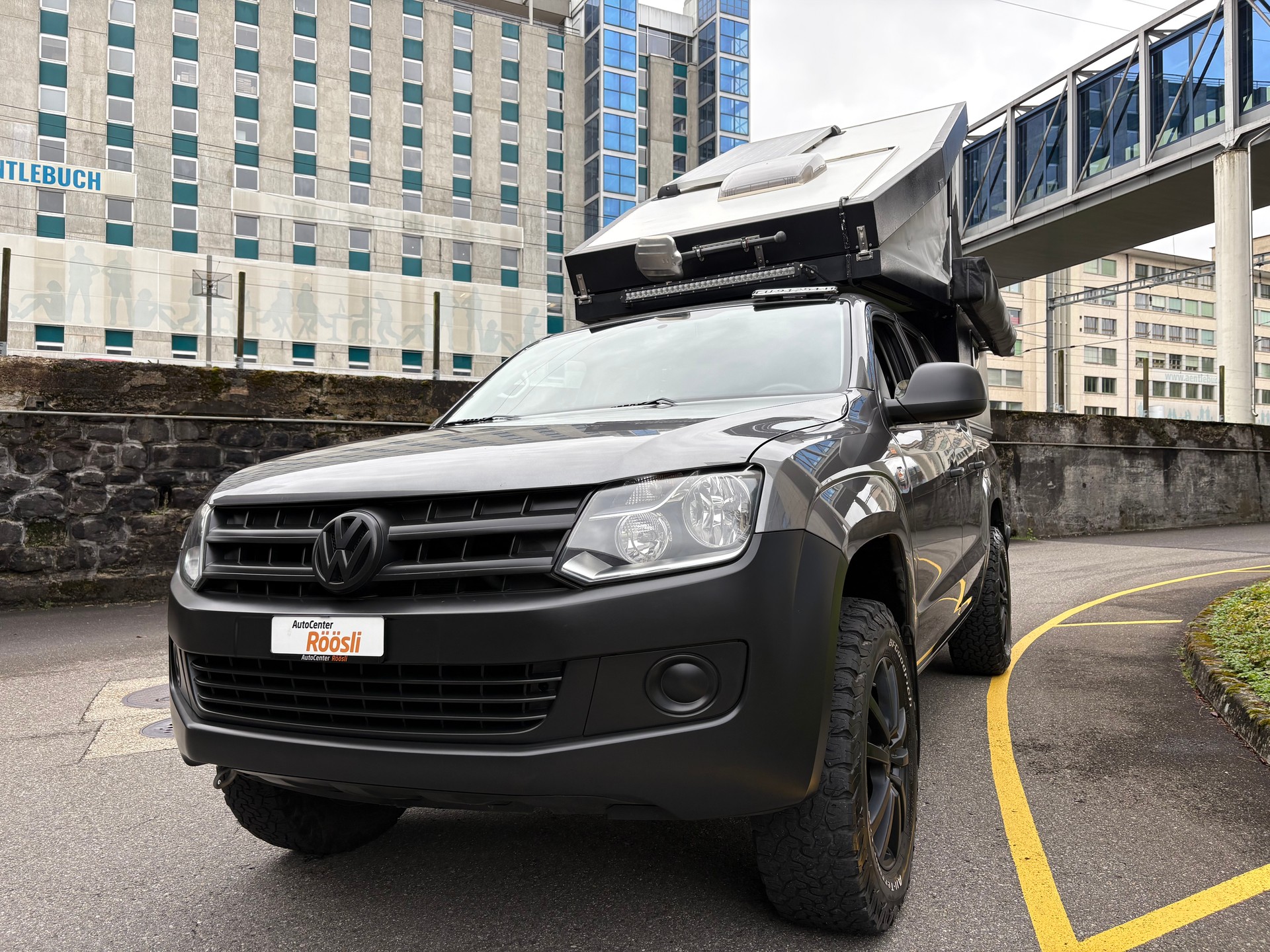 VW Amarok 2.0 BiTDI Trendline 4Motion permanent - 2