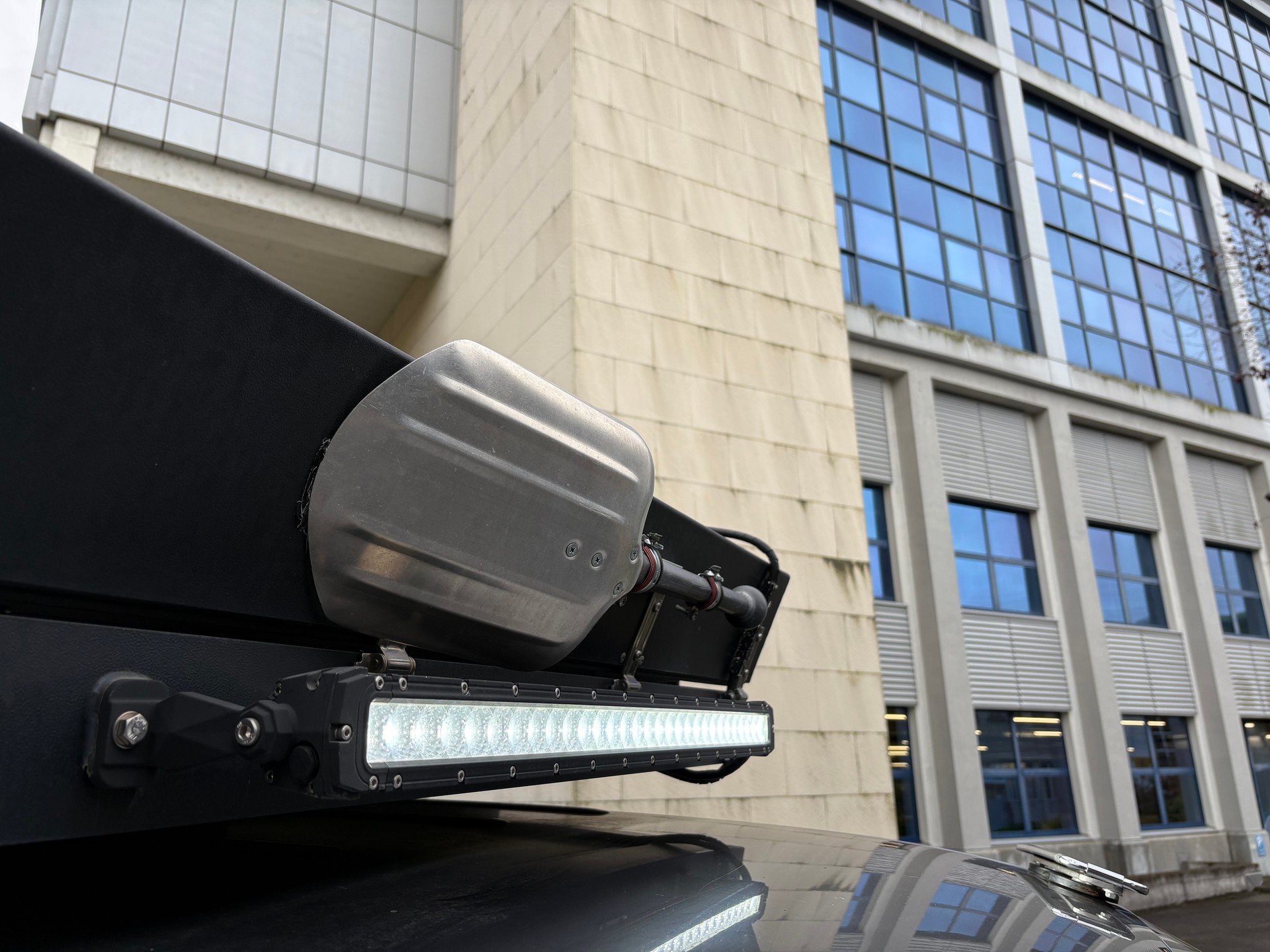 VW Amarok 2.0 BiTDI Trendline 4Motion permanent - 11