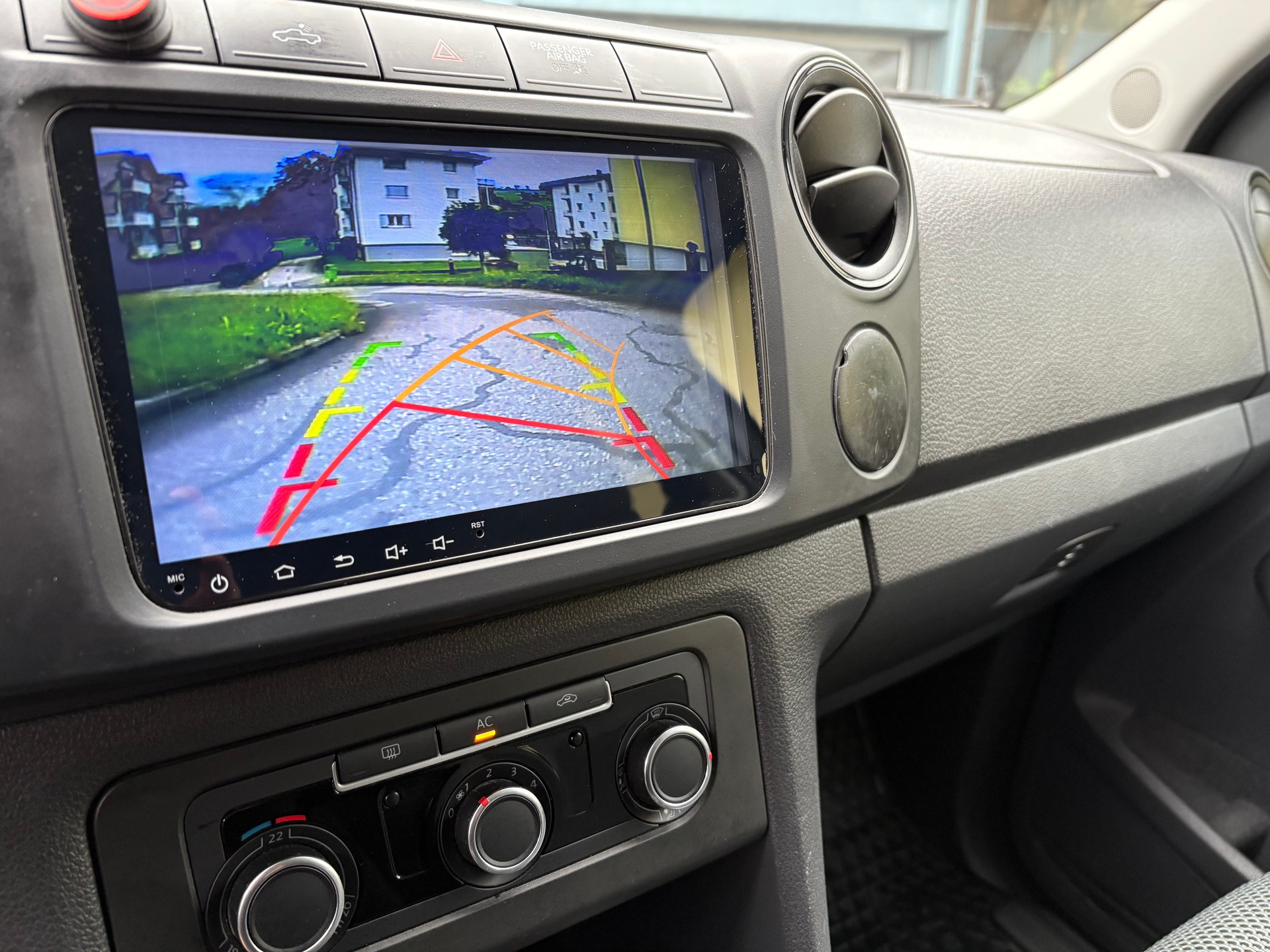 VW Amarok 2.0 BiTDI Trendline 4Motion permanent - 7