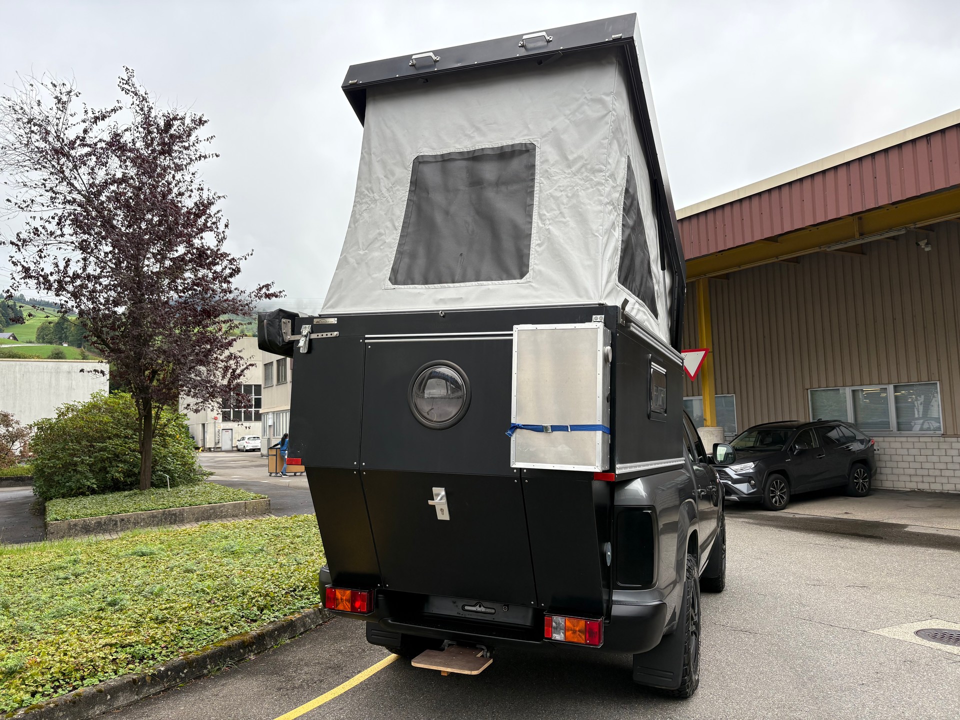 VW Amarok 2.0 BiTDI Trendline 4Motion permanent - 5