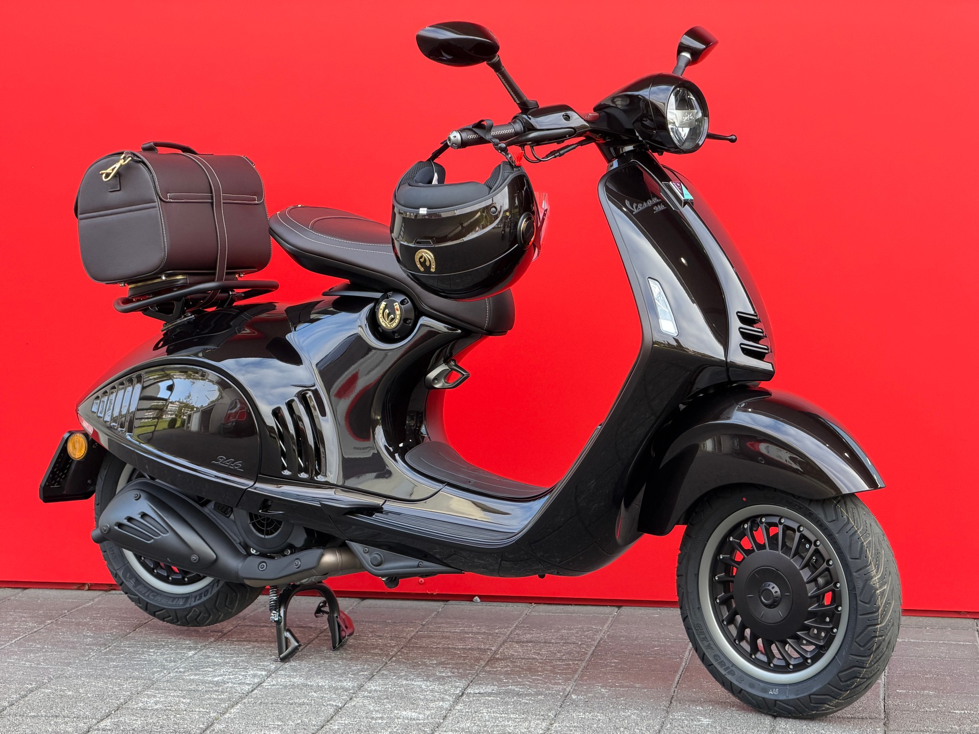 PIAGGIO Vespa 946 125 Horse - 2