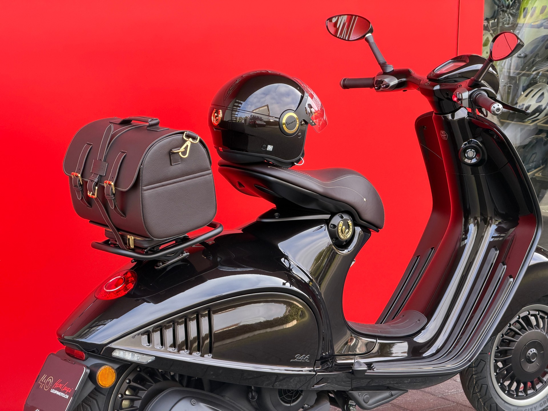 PIAGGIO Vespa 946 125 Horse - 4