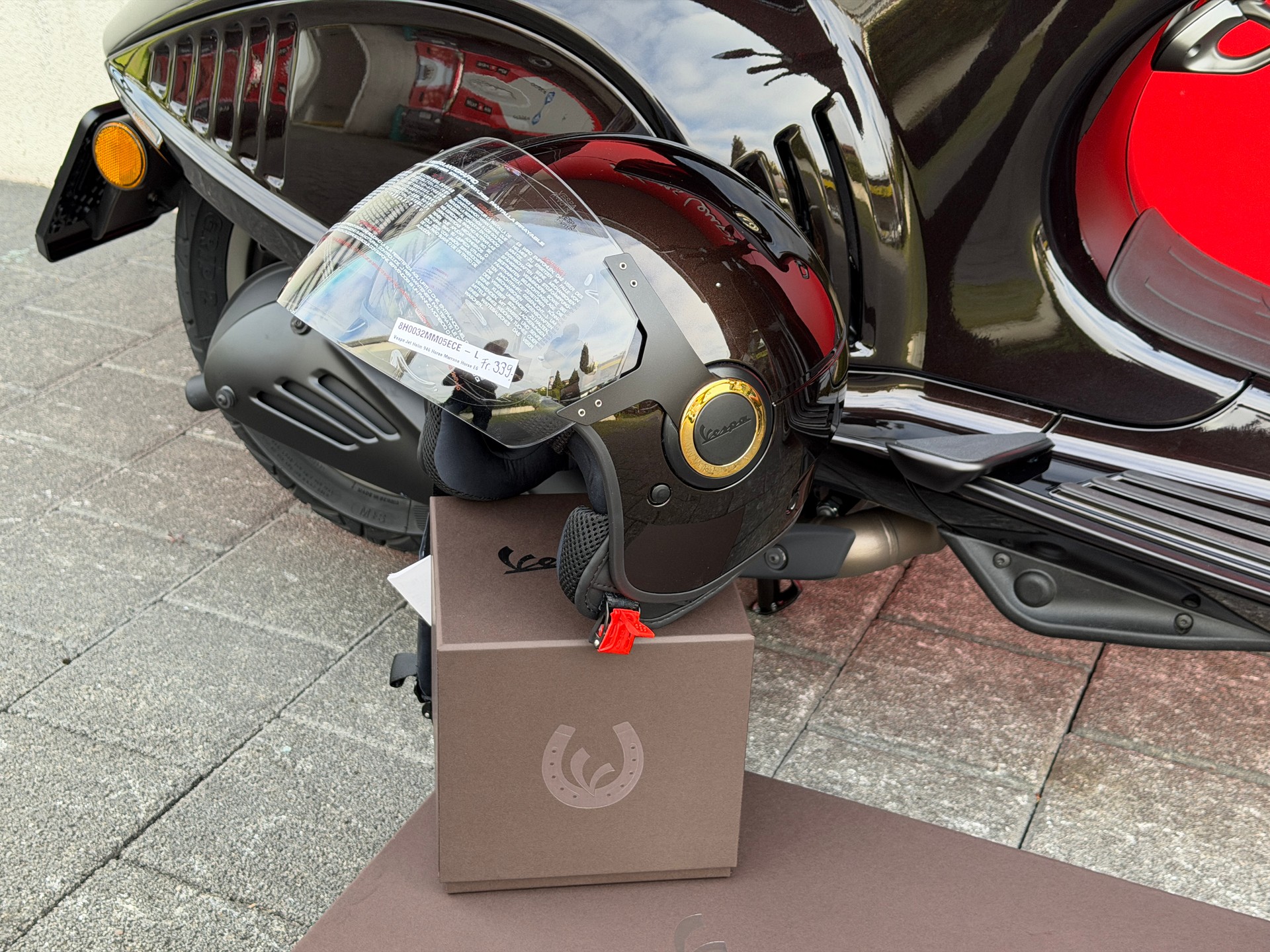 PIAGGIO Vespa 946 125 Horse - 11