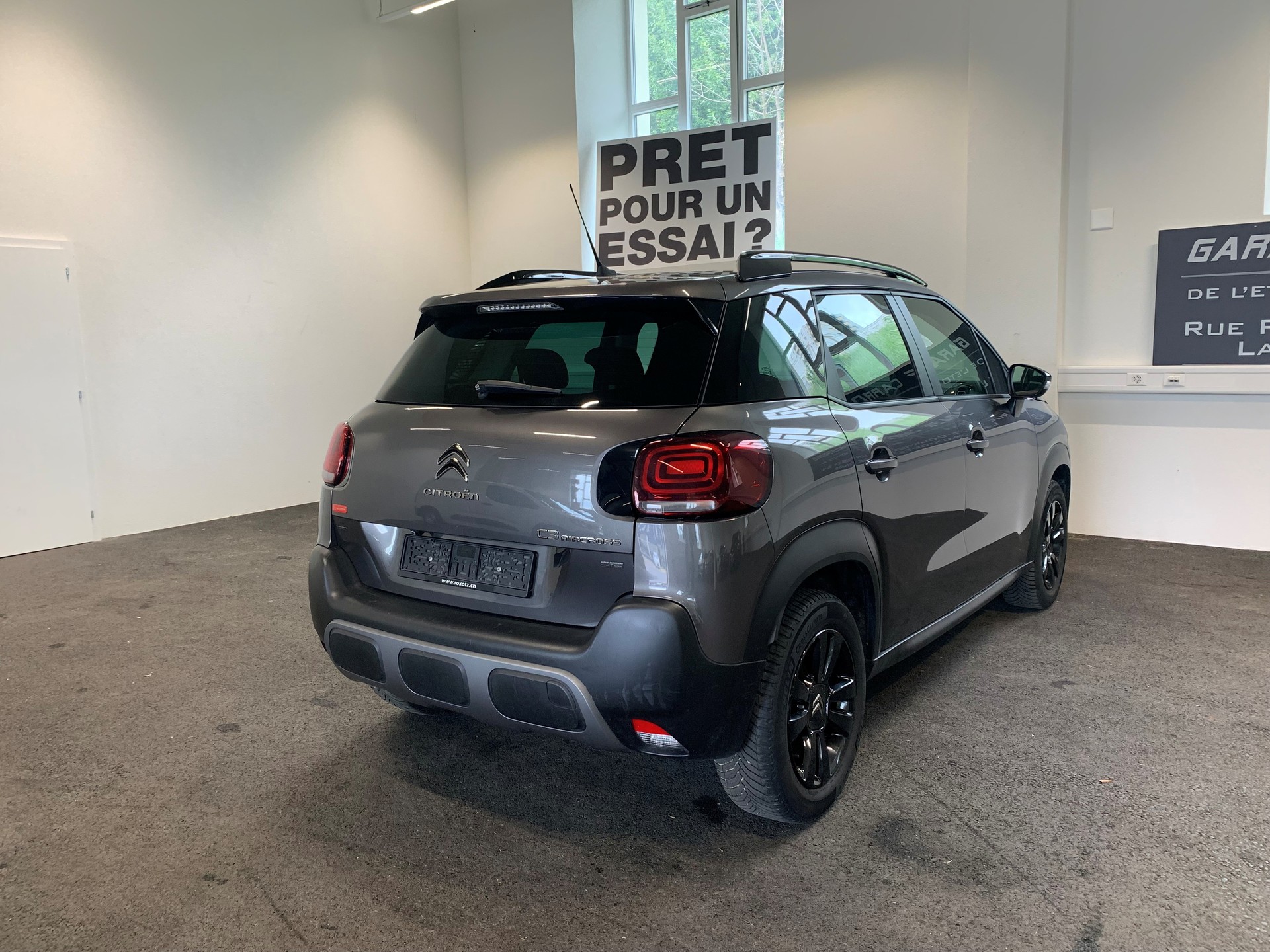 CITROEN C3 Aircross 1.2i PureTech Swiss Edition - 8