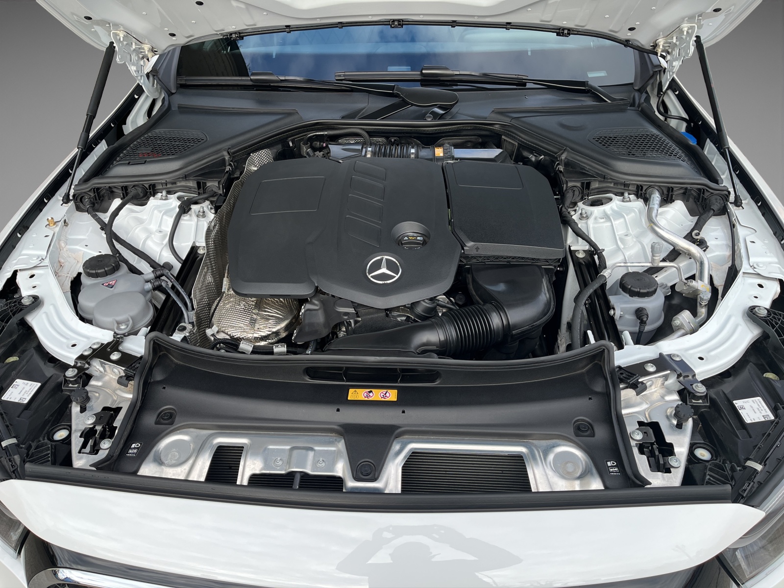 MERCEDES-BENZ E 220 d T 4Matic 9G-Tronic - 13