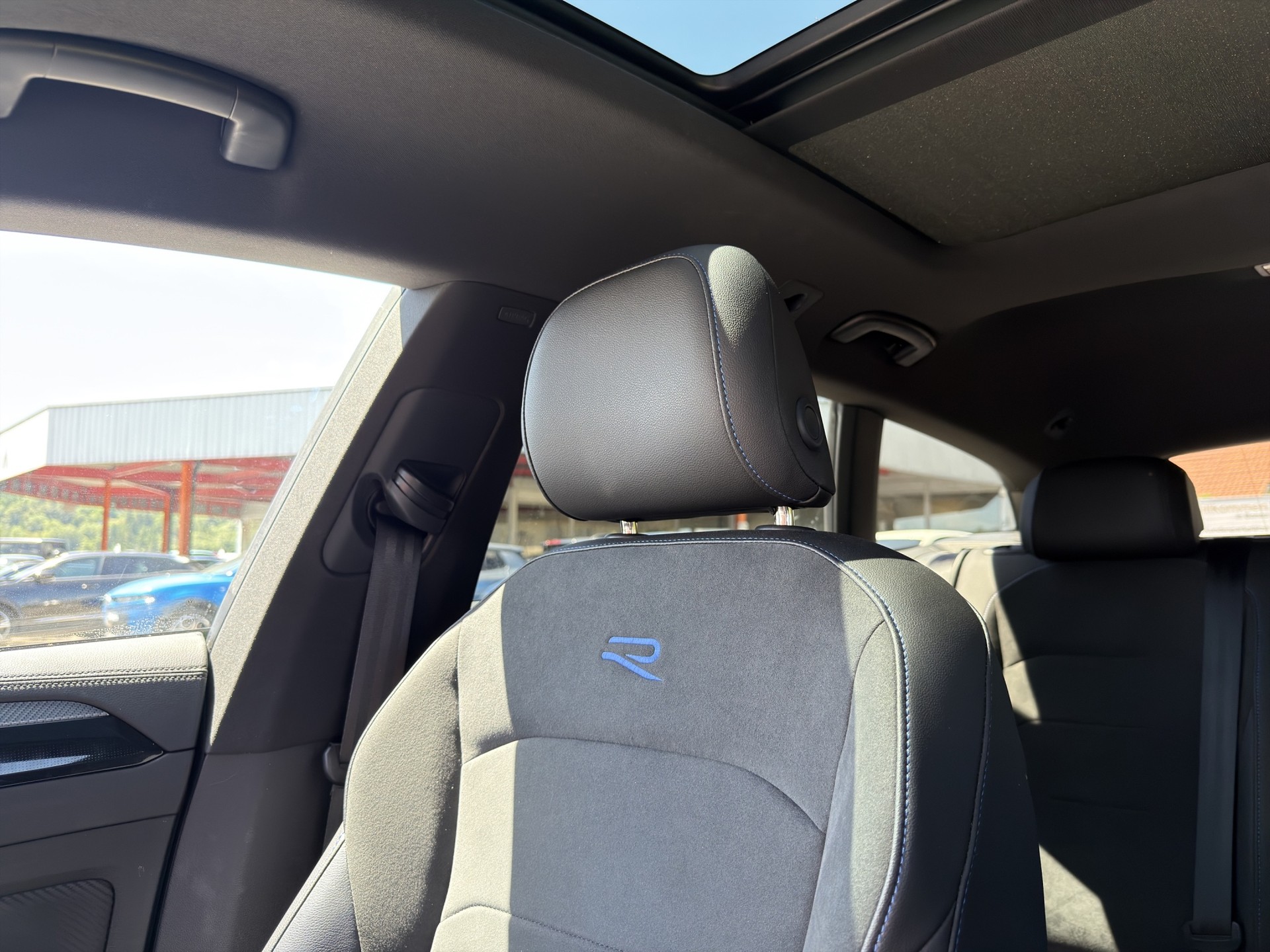 VW Arteon Shooting Brake 2.0 TSI R DSG 4m Schiebedach - 43