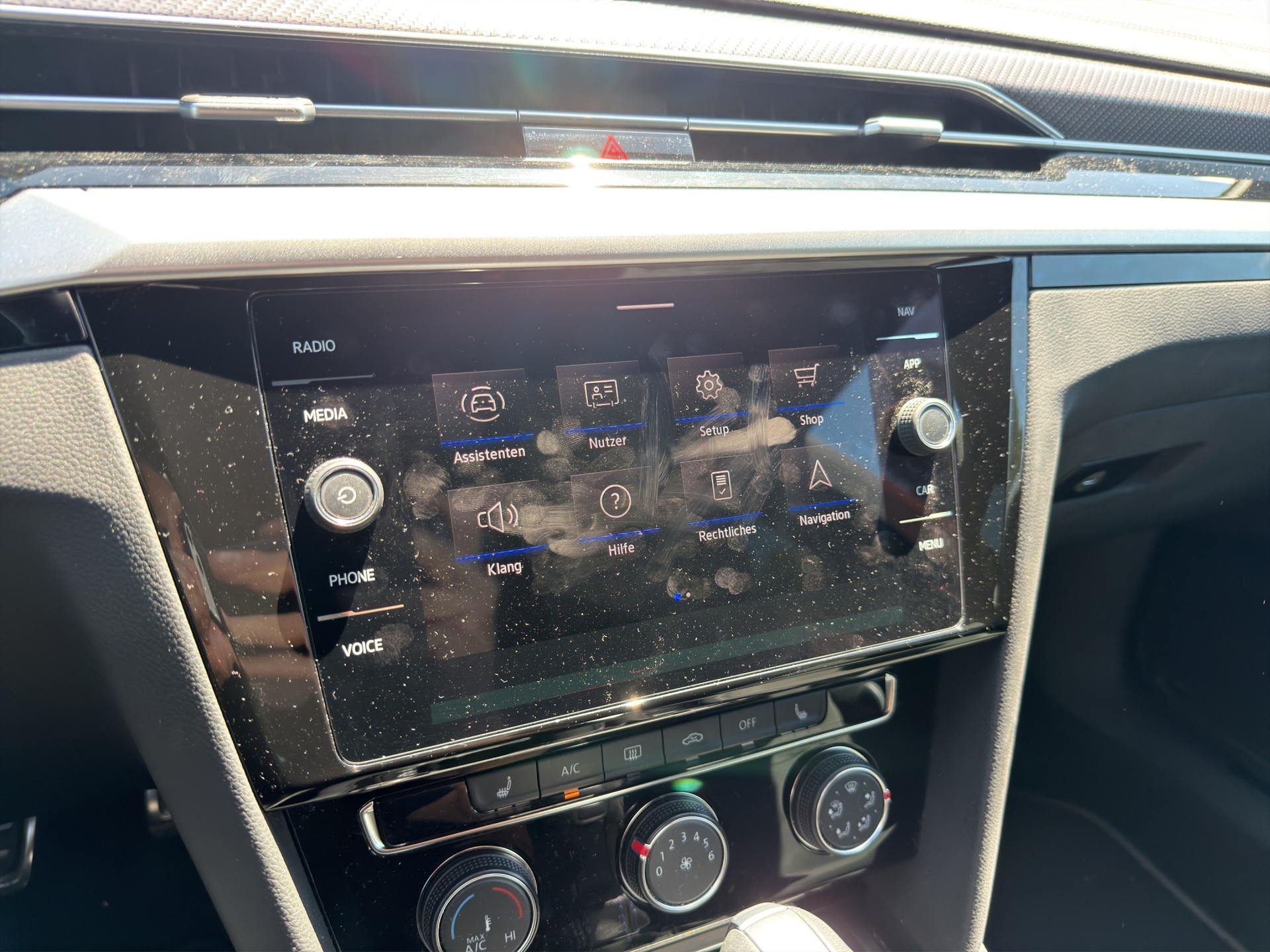 VW Arteon Shooting Brake 2.0 TSI R DSG 4m Schiebedach - 23