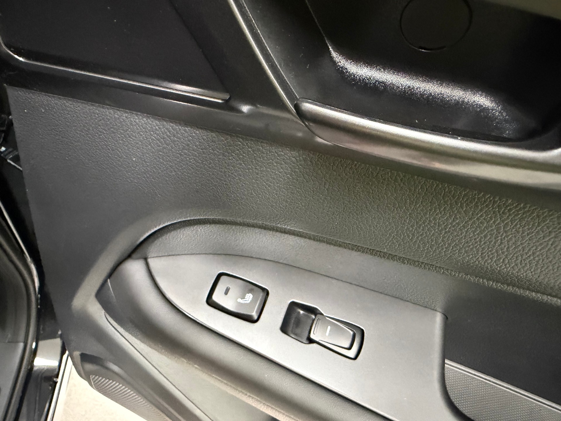 KGM-SsangYong Musso 2.2 Titanium 4WD A - 10