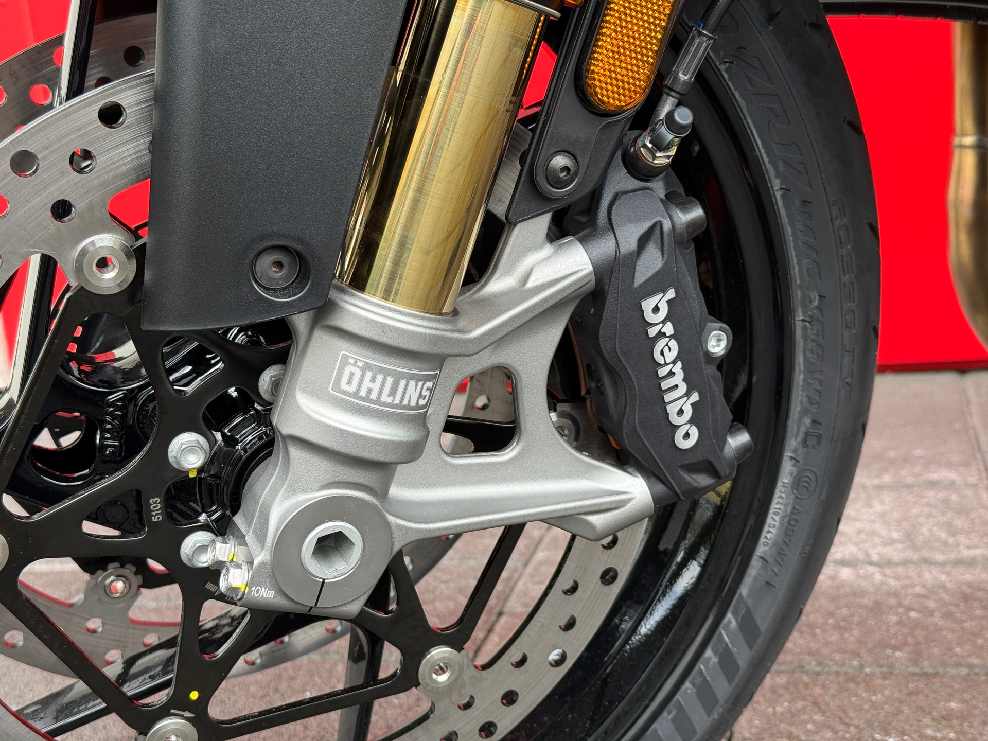 APRILIA Tuono 660 E5+ Factory (70kW) - 12