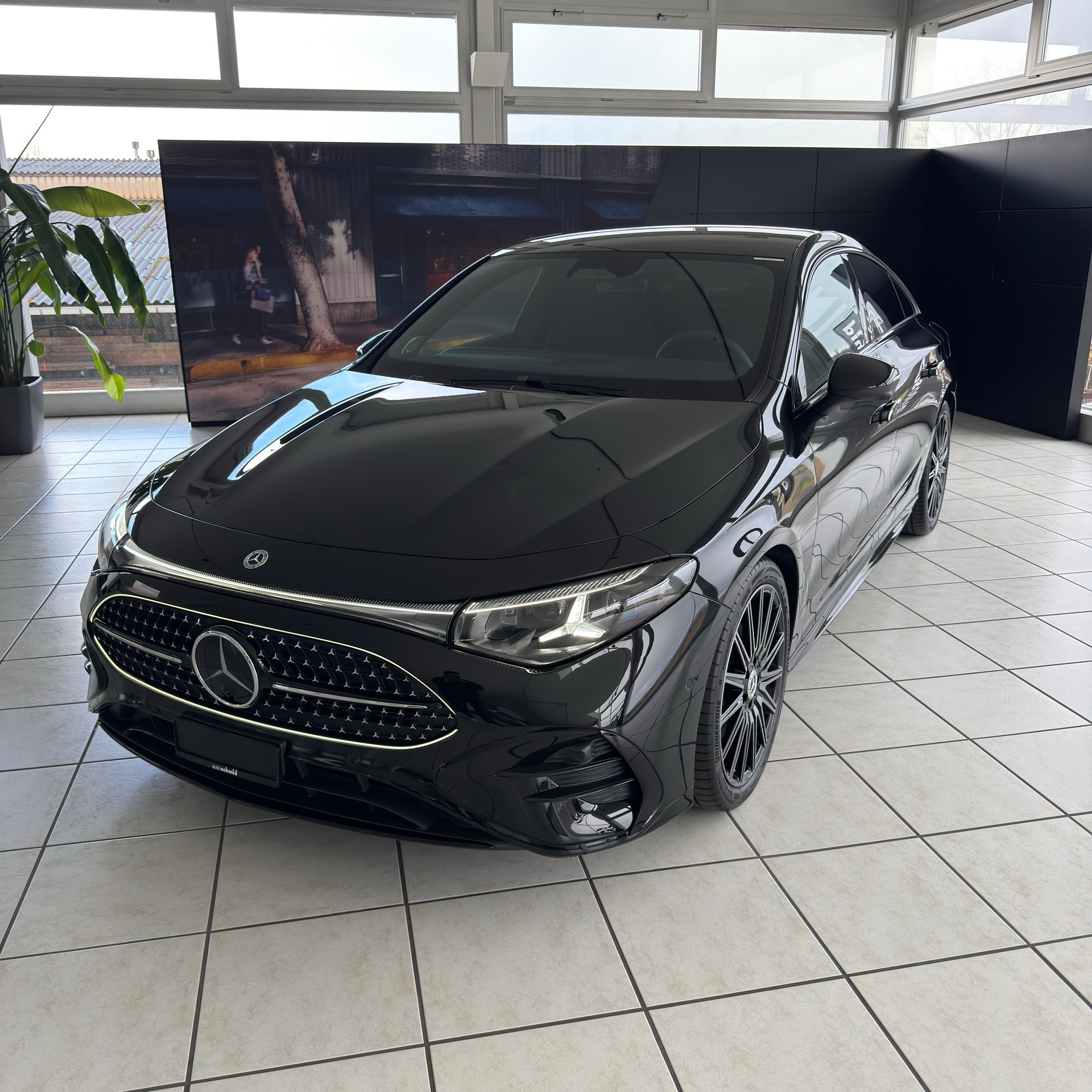 MERCEDES-BENZ CLA 220 4MATIC - 3