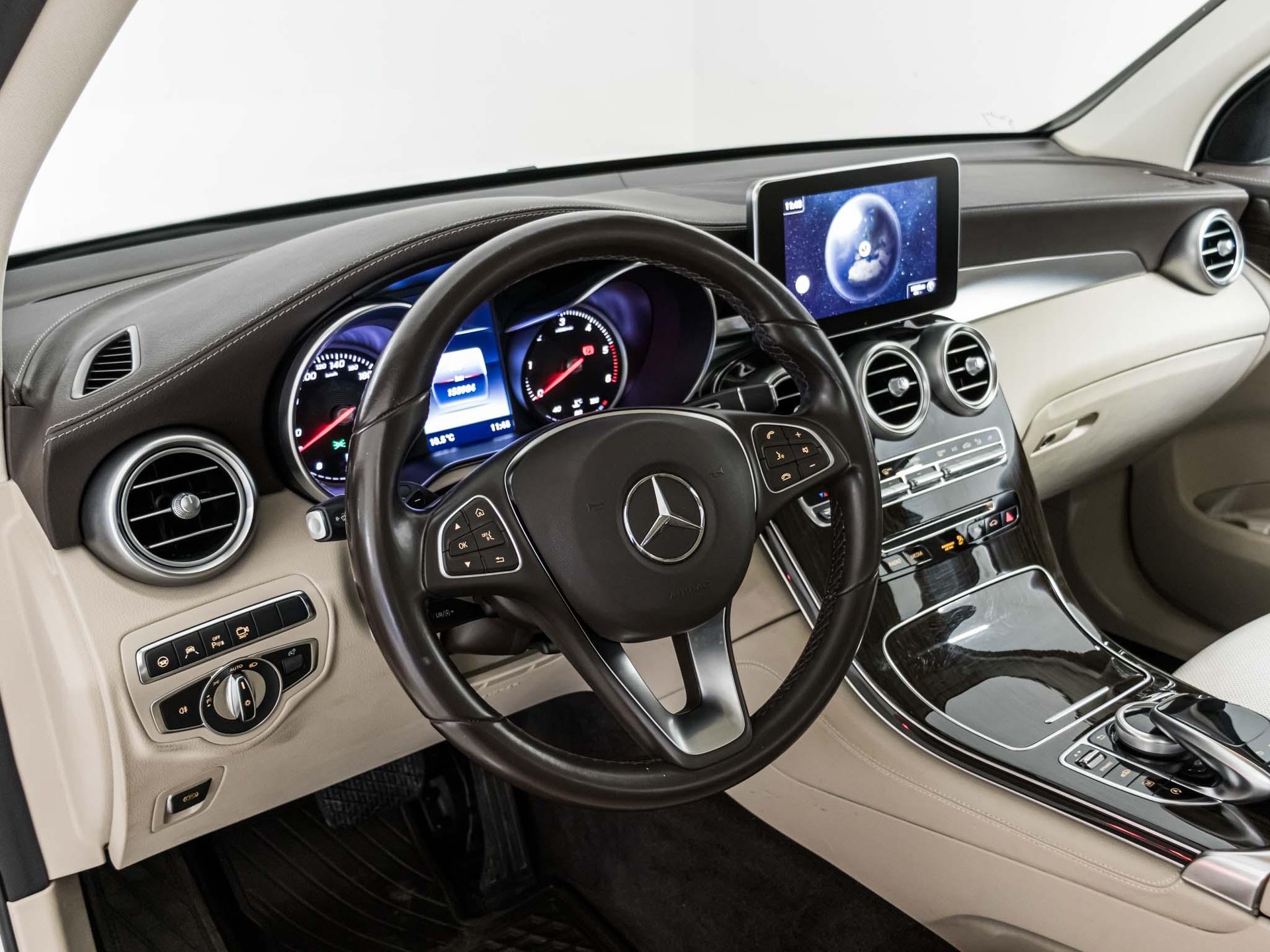 MERCEDES-BENZ GLC 250 d 4MATIC - 9