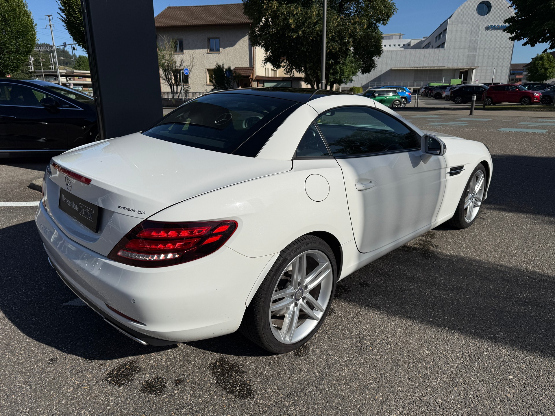 MERCEDES-BENZ SLC 200 AMG Line - 11