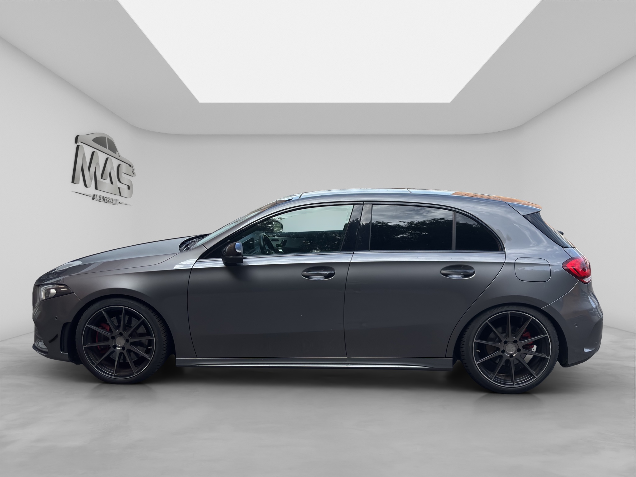 MERCEDES-BENZ A 250 3