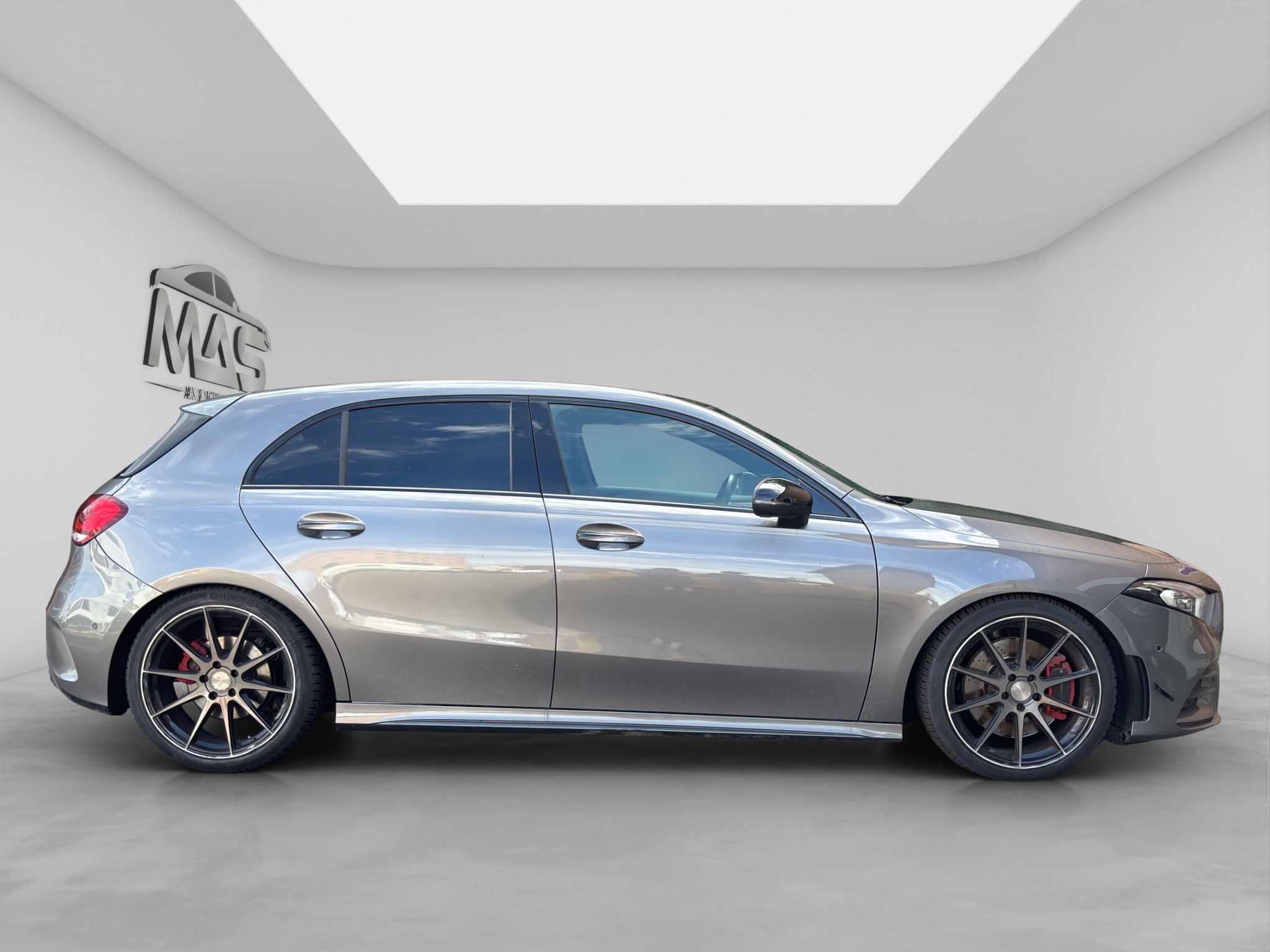 MERCEDES-BENZ A 250 7