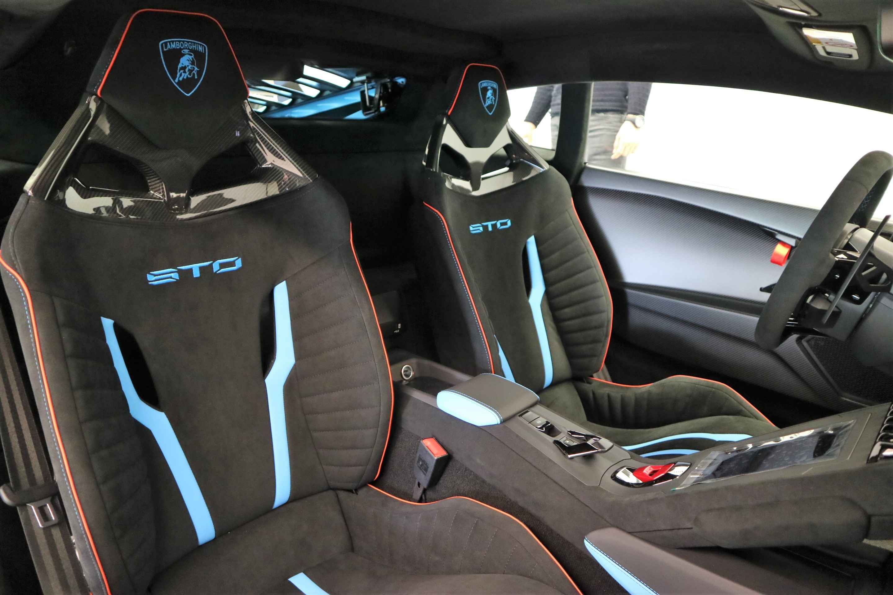 Huracan STO Coupé DCT RWD thumbnail n°6