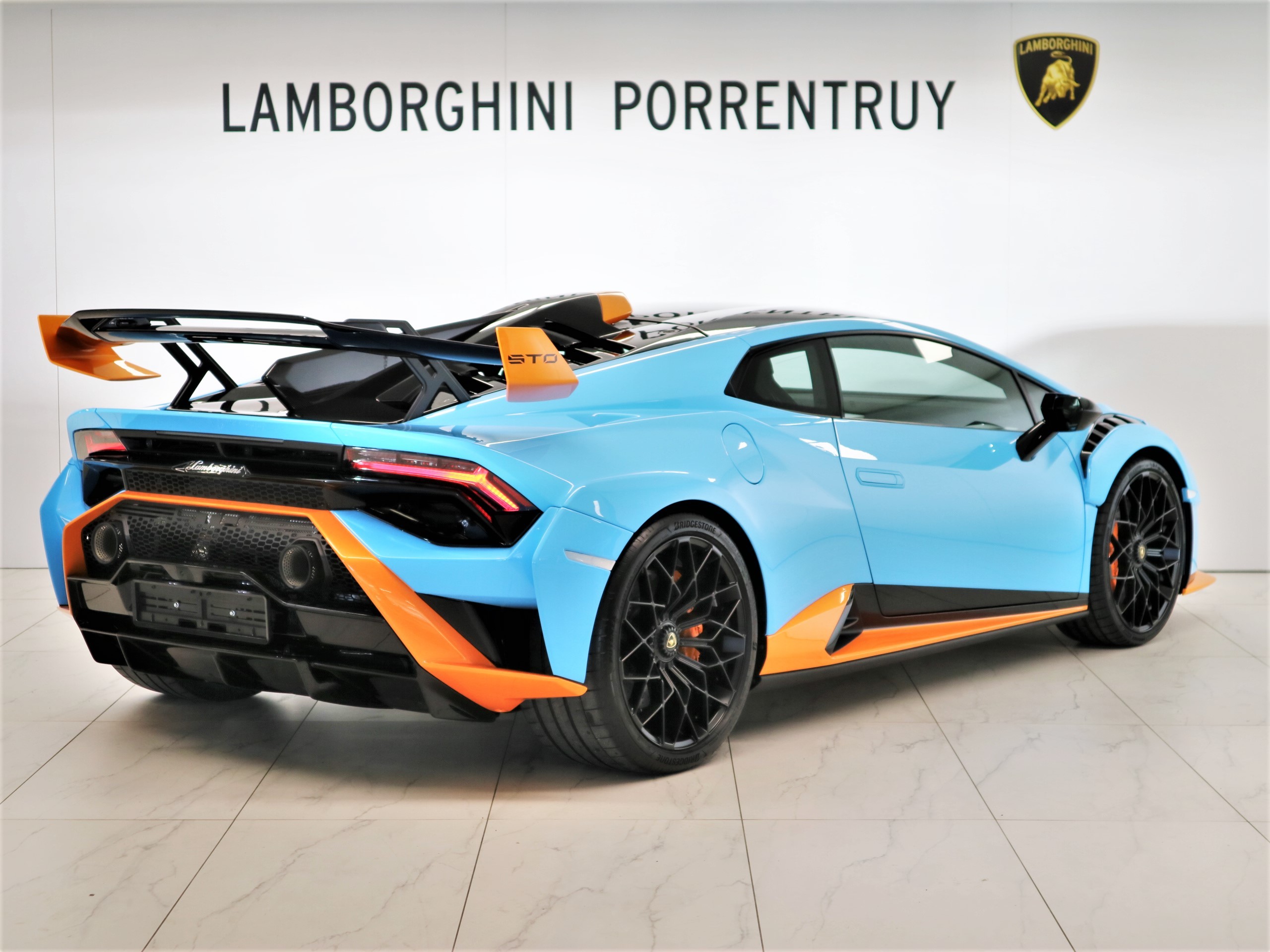 Huracan STO Coupé DCT RWD thumbnail n°2