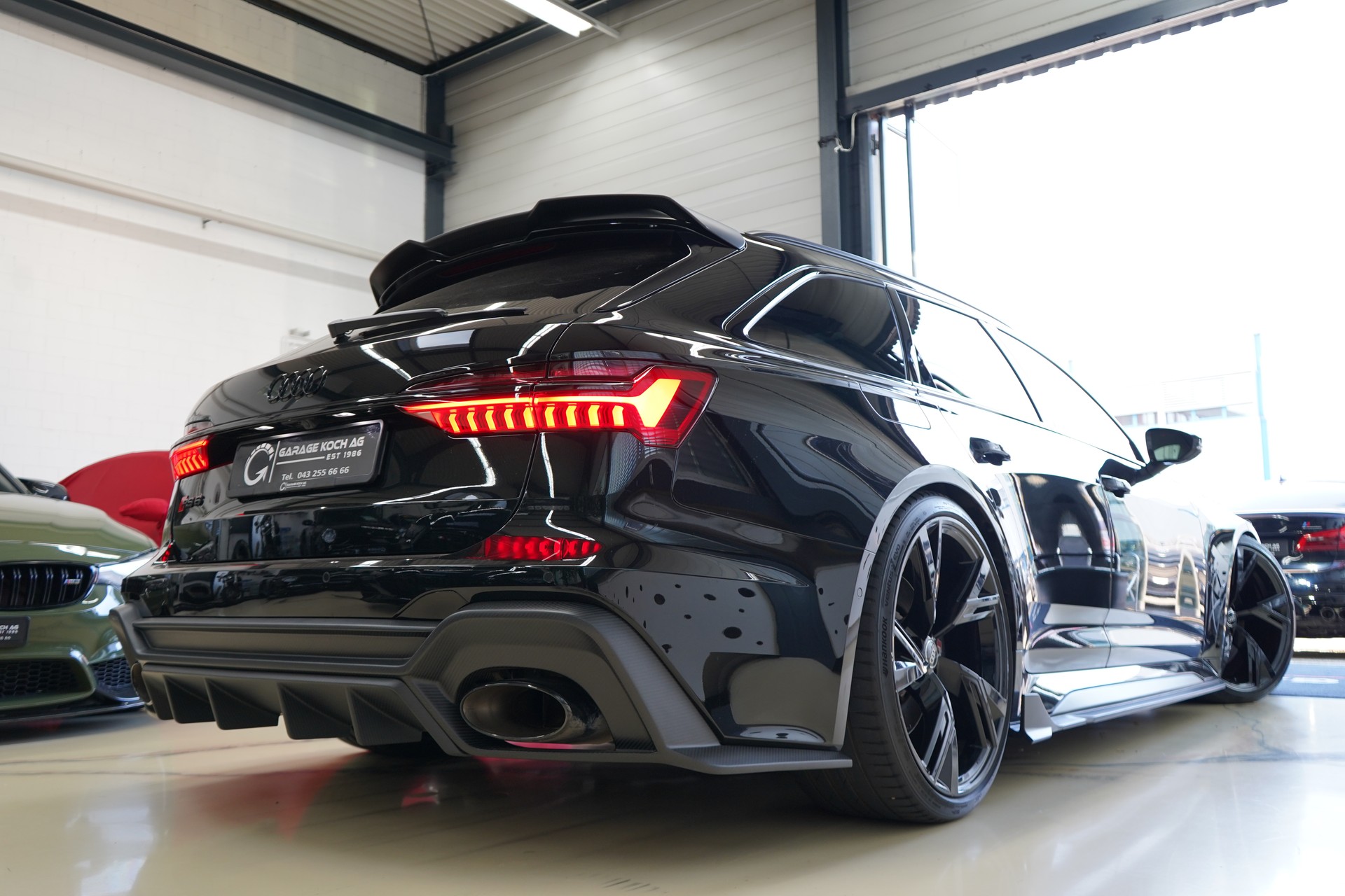 AUDI RS6 Avant 4.0 TFSI V8 quattro / Exklusiv Carbon Kit ** - 11